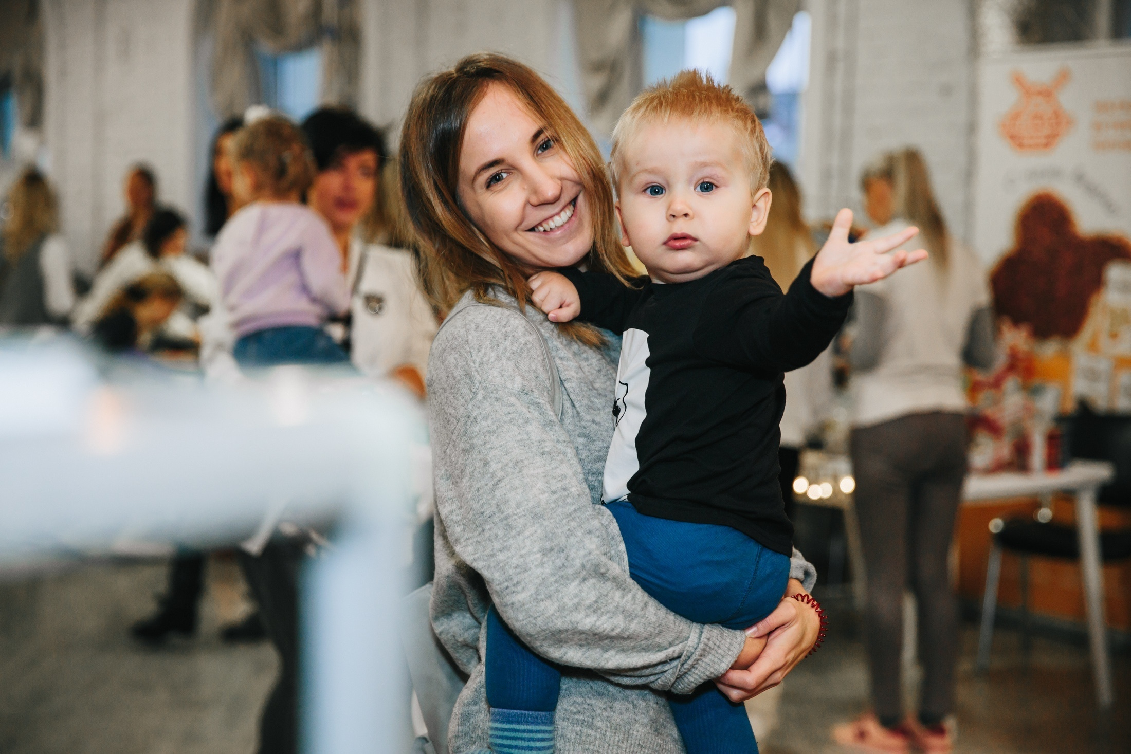 Фотография Инстамамас маркет Ткачи выставка товаров для мам и детей