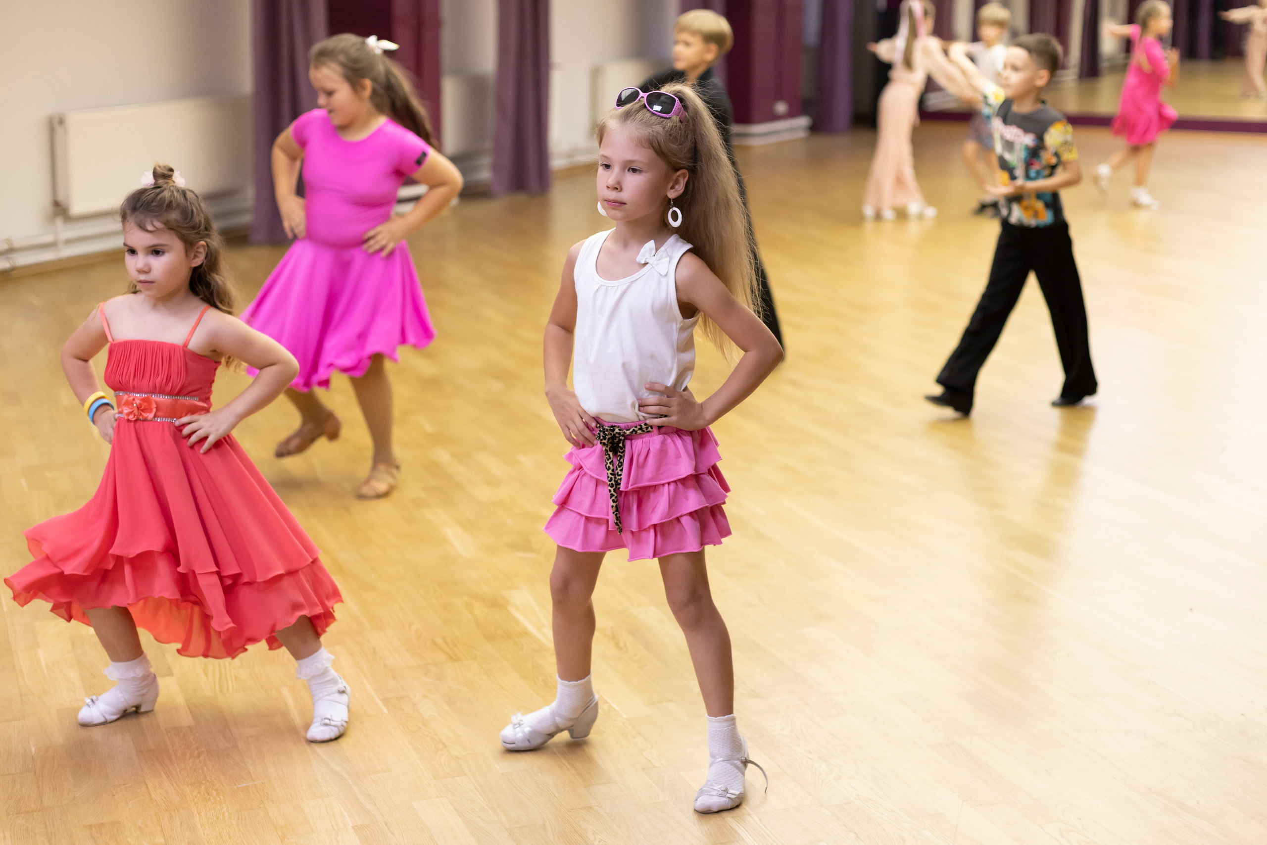 Танцевальная вечеринка в стиле Барби и Кен. Юлия Разваркина фотограф Подольск