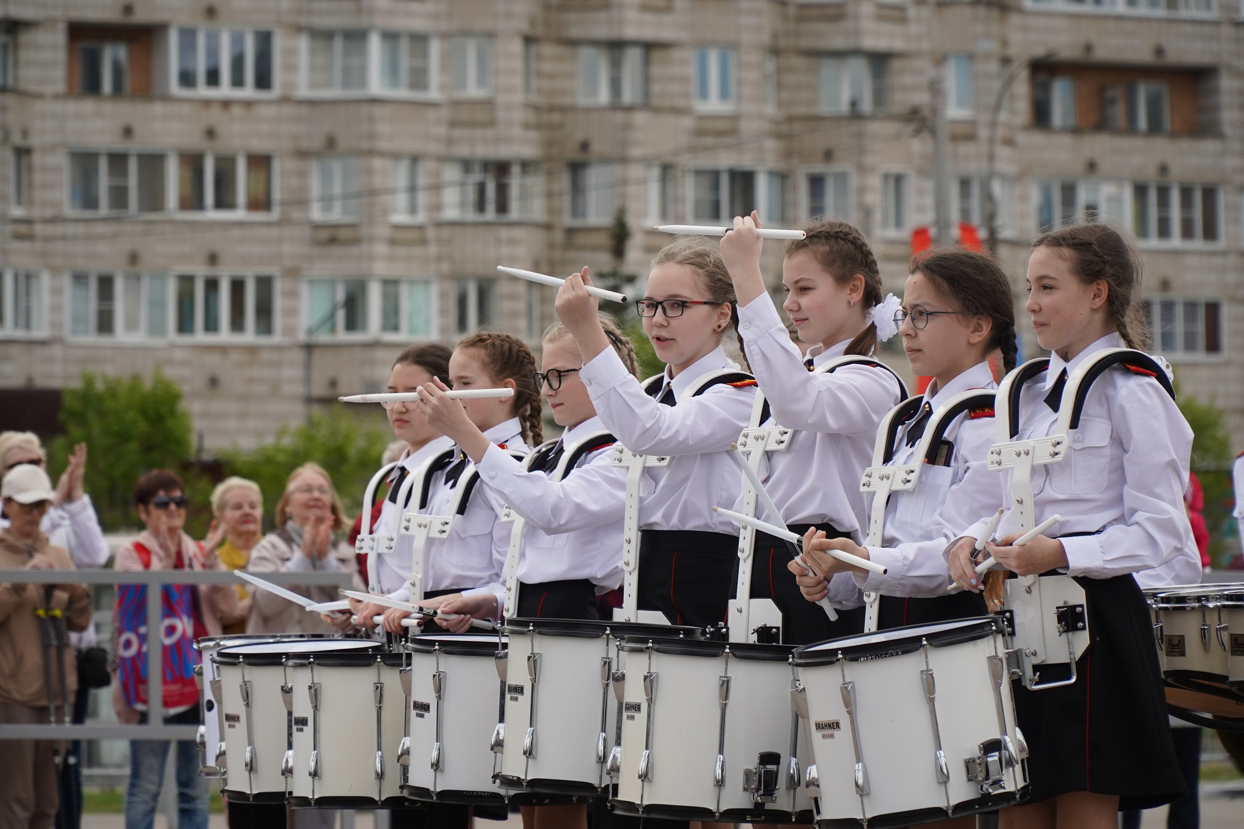 ВЫСТУПЛЕНИЕ ВОЕННОГО ОРКЕСТРА. Фотограф Наталья Погодина в г. Обнинске