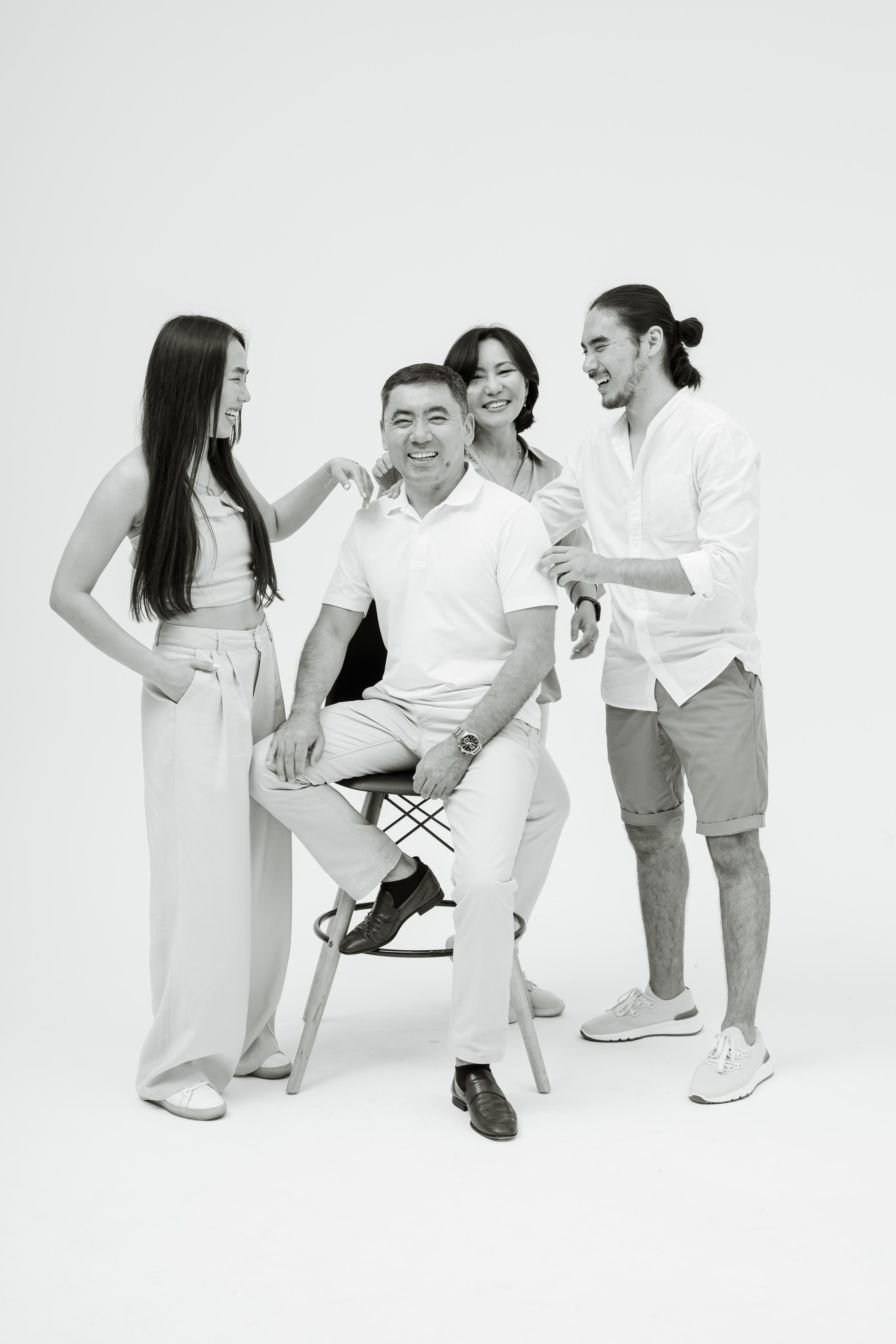 Kamilla's family. Свадебный и студийный фотограф в Алматы Ильяс Кырбаев