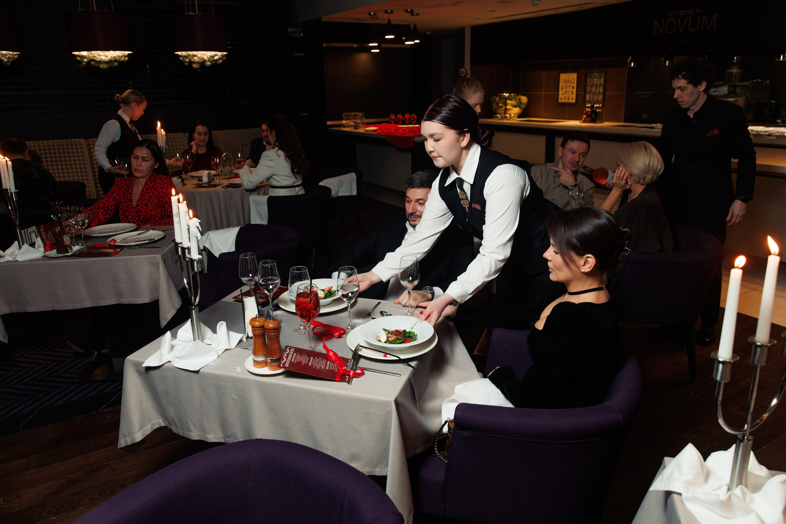 Поэтический вечер в ресторане Novum. Репортажный и свадебный фотограф в Уфе Павел Кожевников