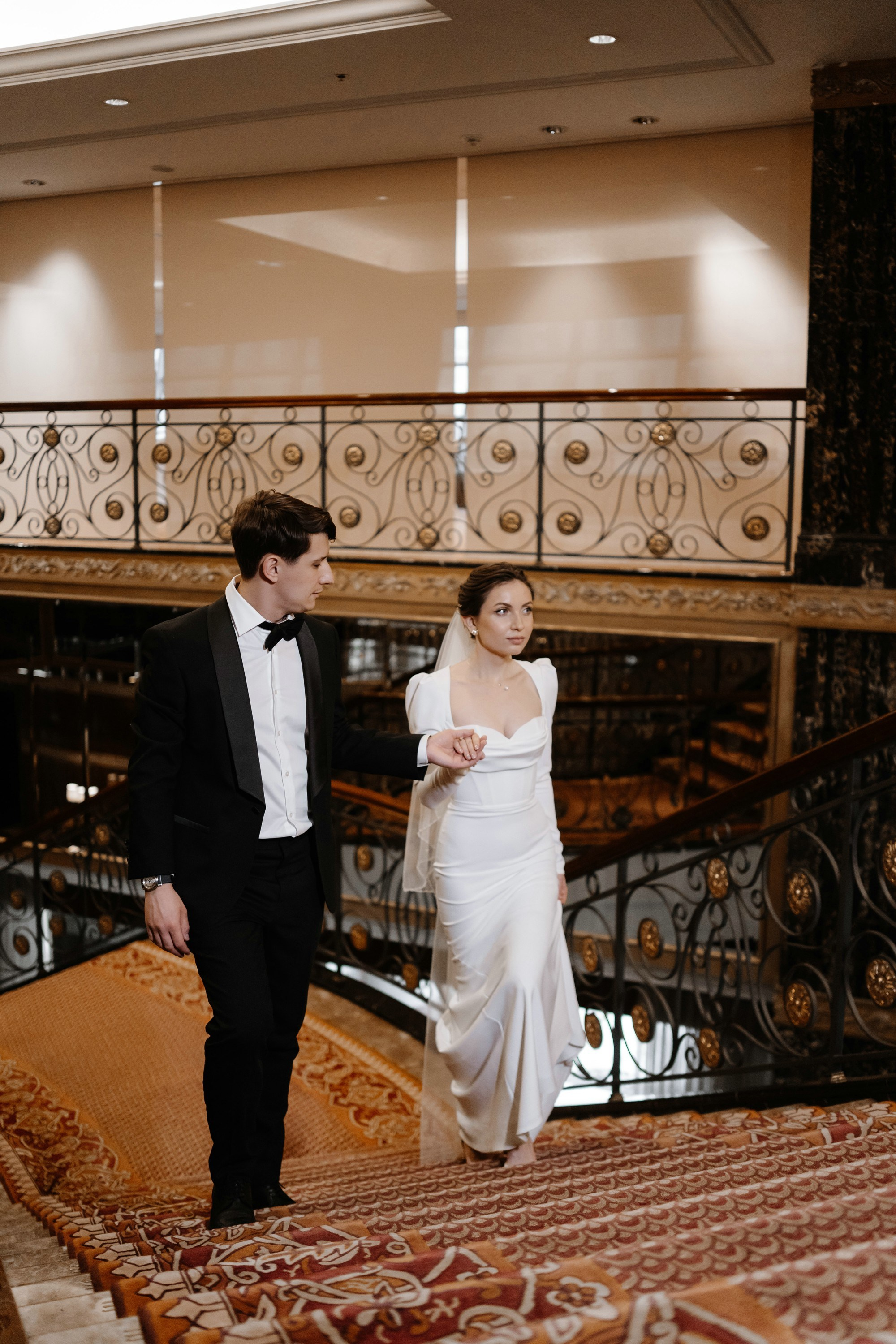 Фотосессия свадьбы в Lotte Plaza. Свадебный и семейный фотограф в Москве Светлана Зоткина