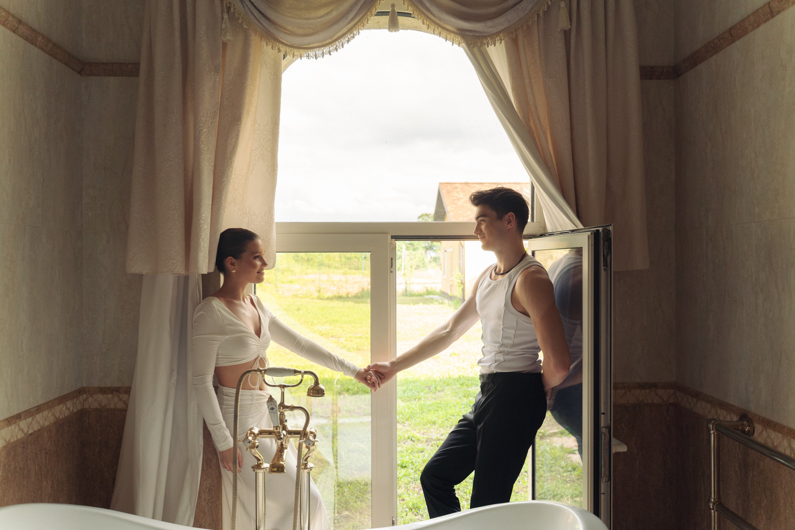 Черно-белый взрослый, детский портрет. Портретный фотограф в Краснодаре Валерия Матирная