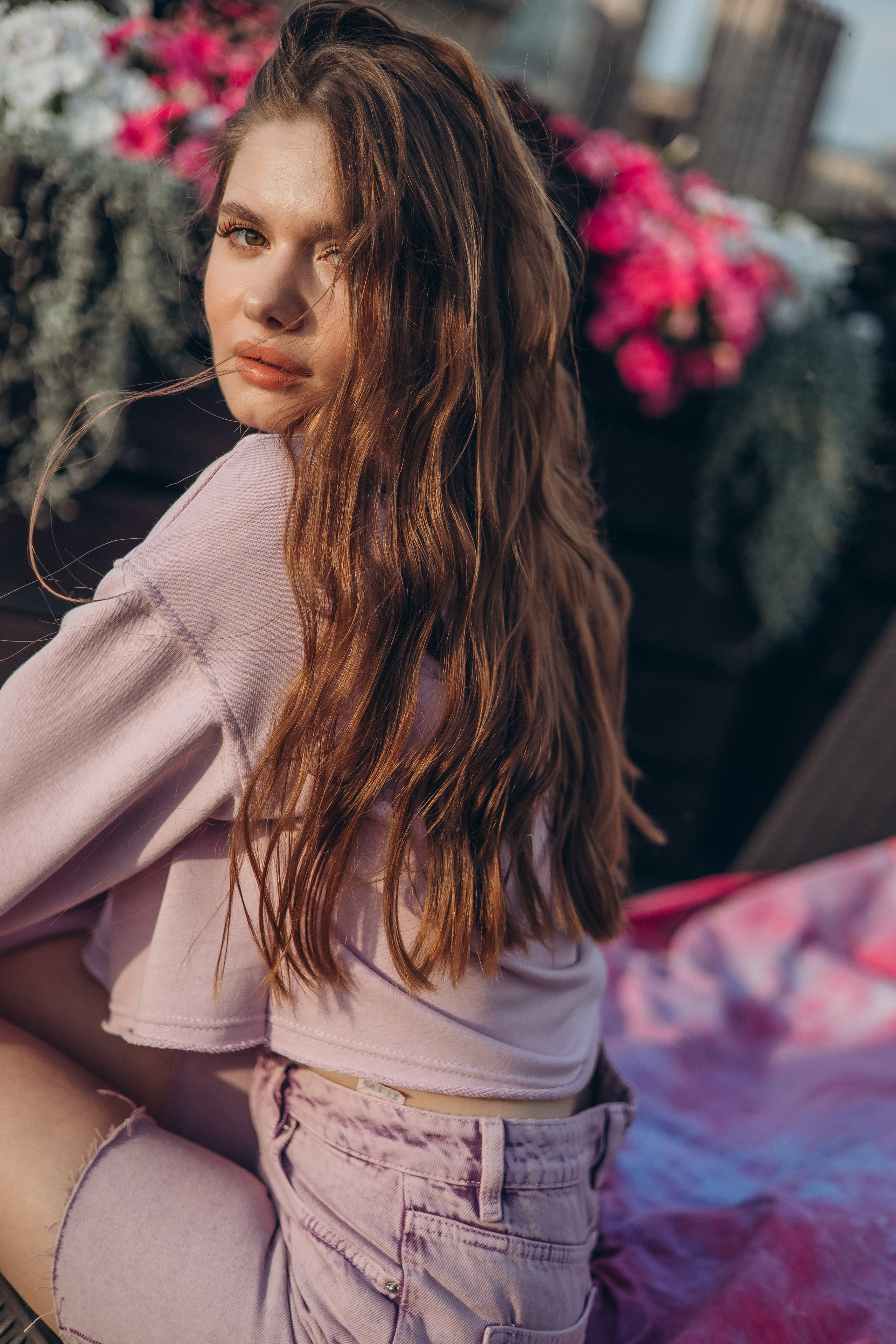 Закат на крыше — цветочная фотосессия. Семейный, детский, женский фотограф в Новосибирске Оля Борисова