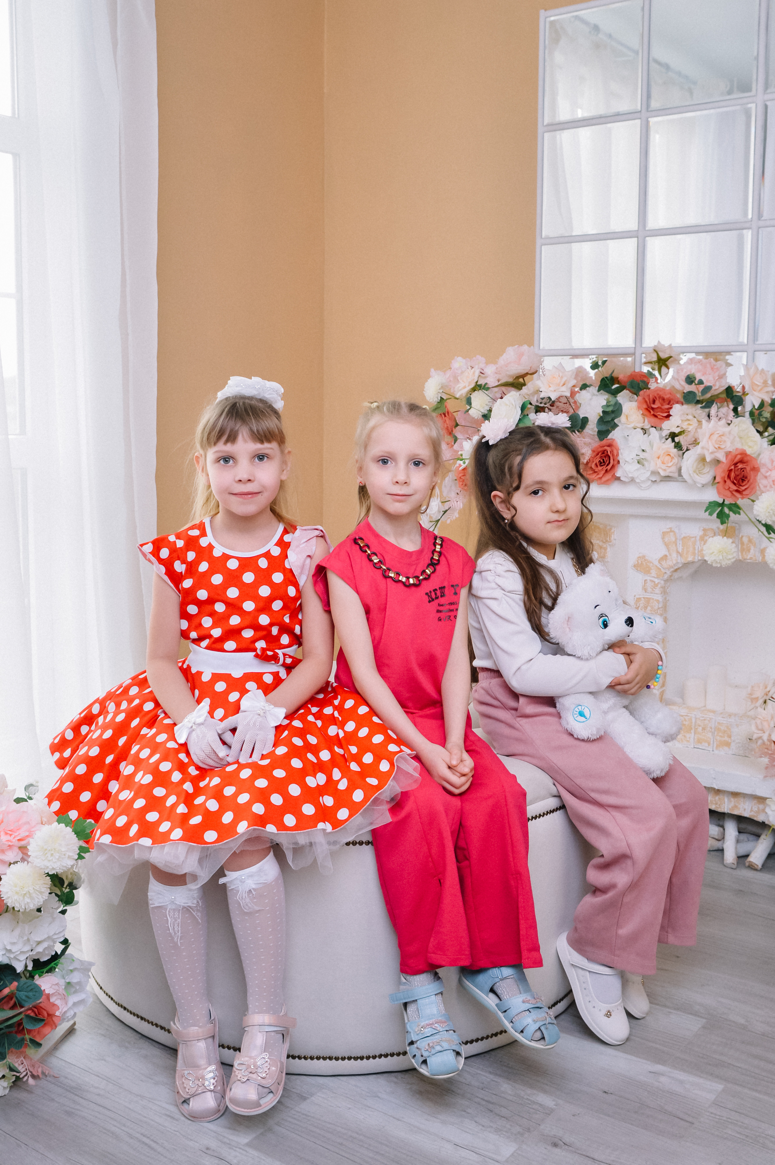 Групповые фотографии. ProAlbom — Выпускные альбомы в Кореновске и Краснодарском крае