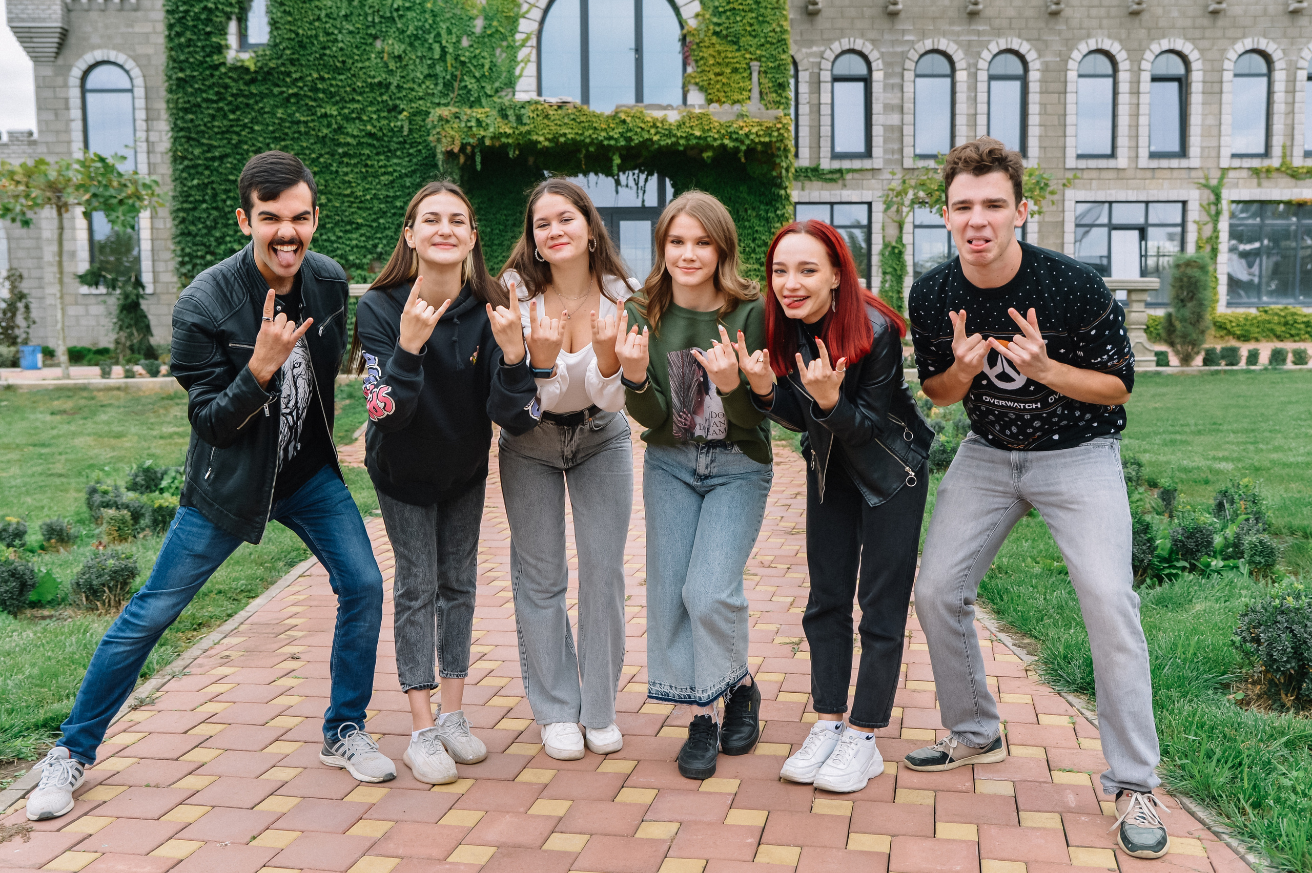 Групповые фотографии. ProAlbom — Выпускные альбомы в Кореновске и Краснодарском крае