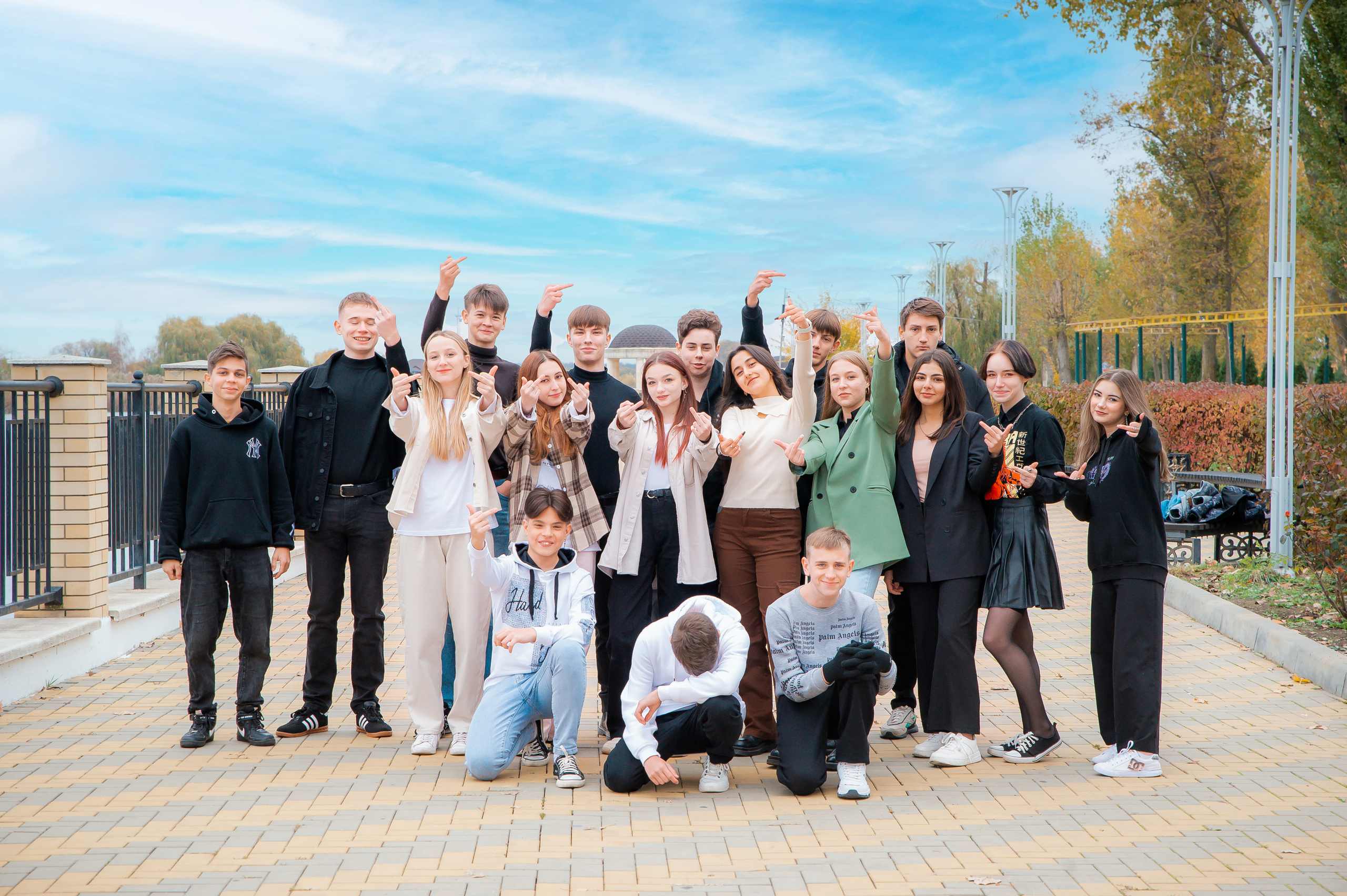 Групповые фотографии. ProAlbom — Выпускные альбомы в Кореновске и Краснодарском крае