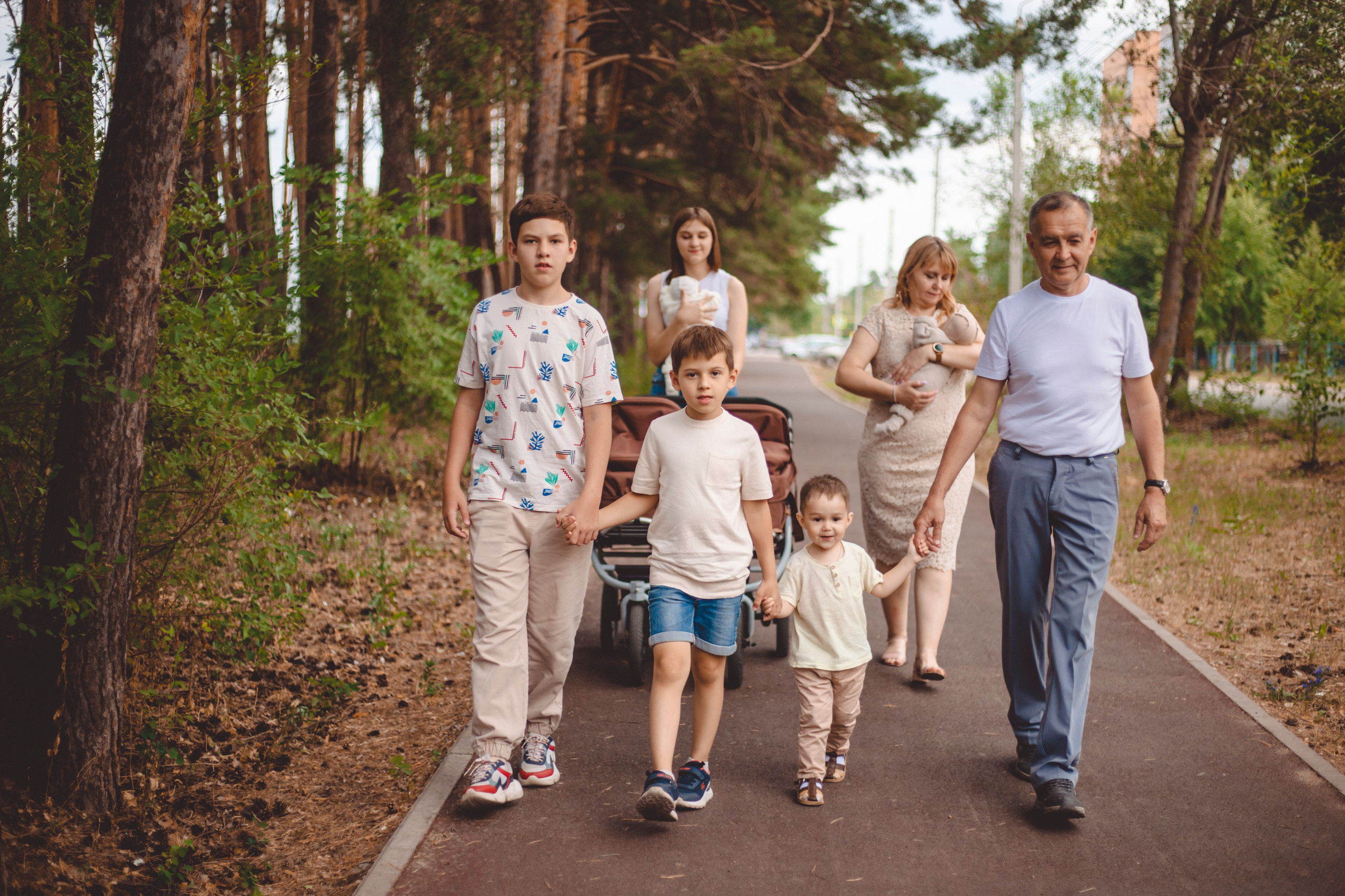 Бабушка и дедушка с внуками. Семейный фотограф г. Димировград Андросова Екатерина