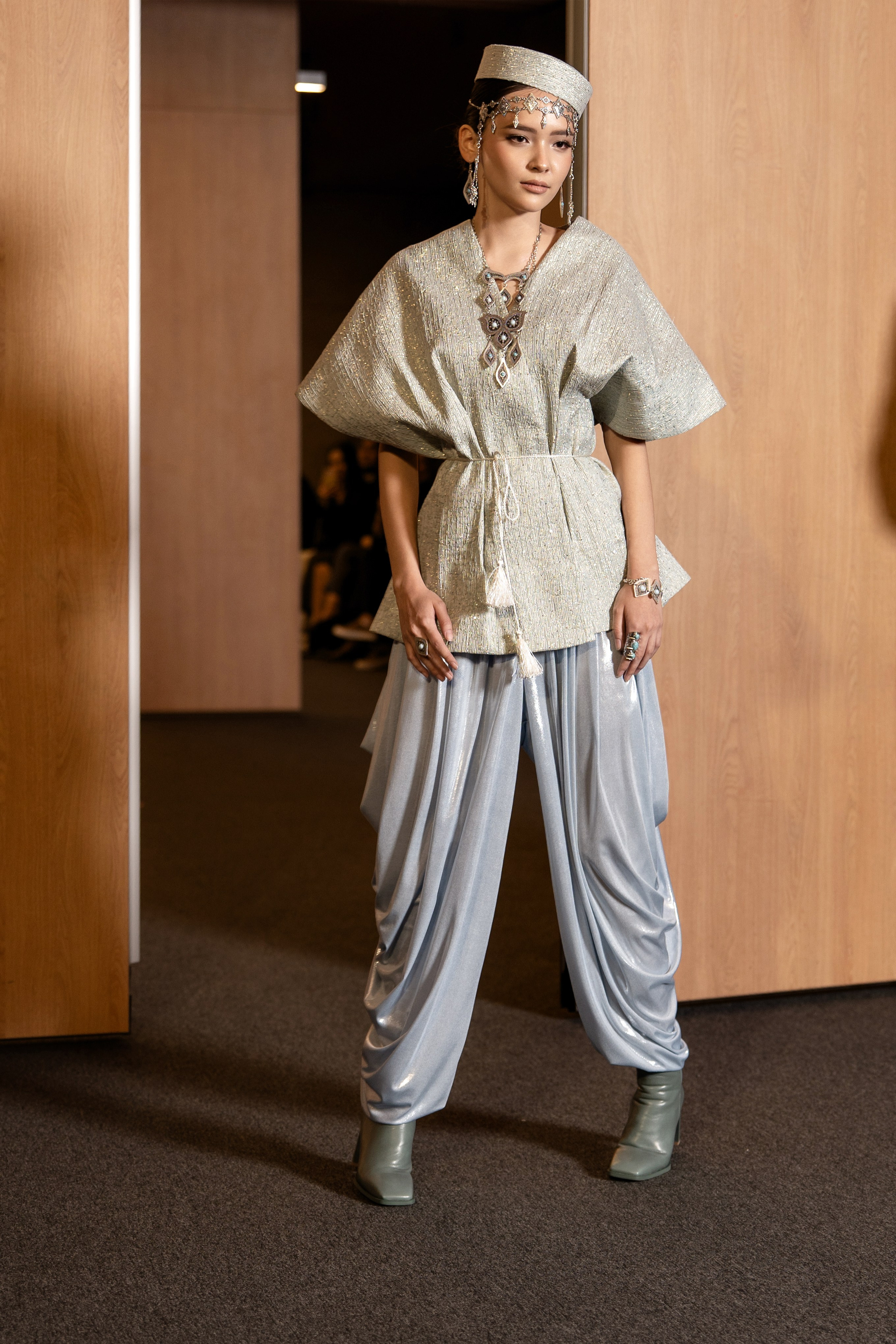 Brand Gulnur Atelier. Сайт Алматинского НЮ АРТ, будуар и фэшн фотографа Дениса Карпенко