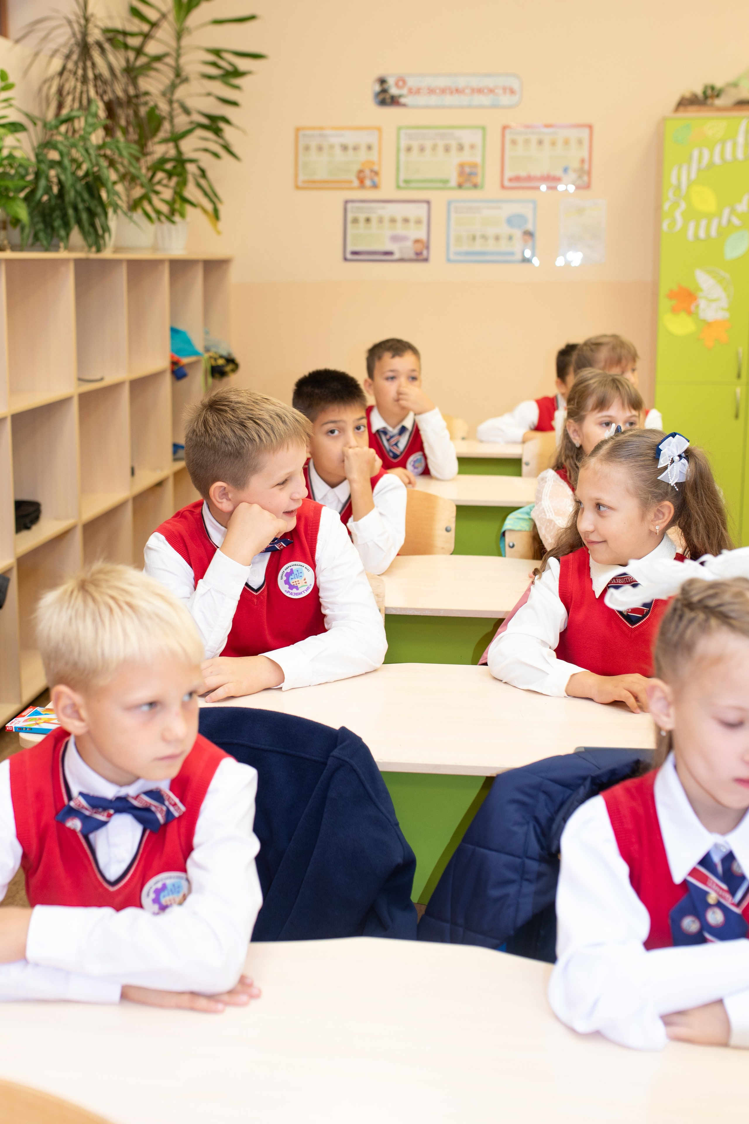 1 сентября Образовательный центр «Развитие». Фотограф в Новосибирске Ася Зверева