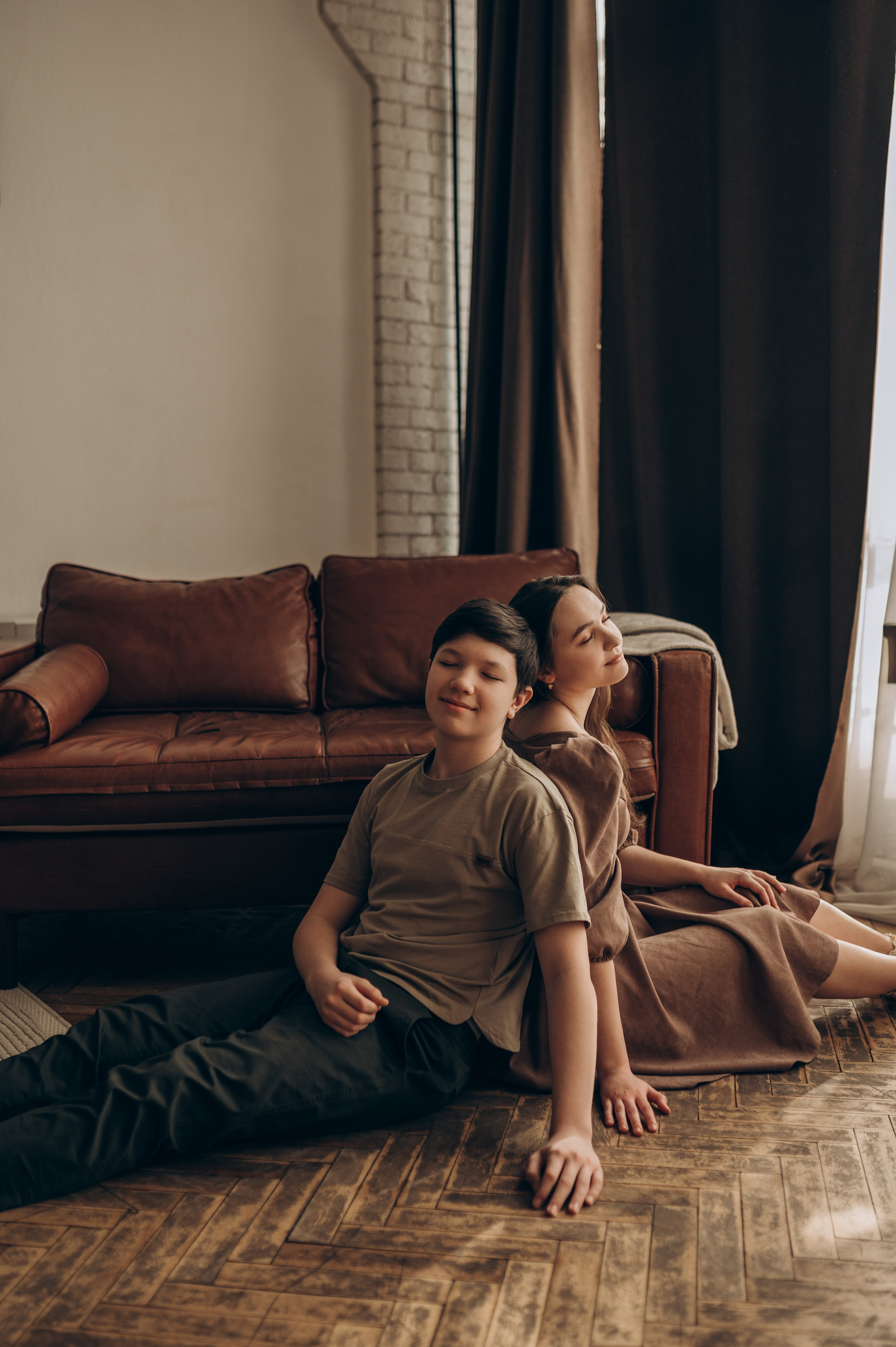 Уютная семейная съёмка в студии. Семейный фотограф в Домодедово и Москве Елена Пичугина