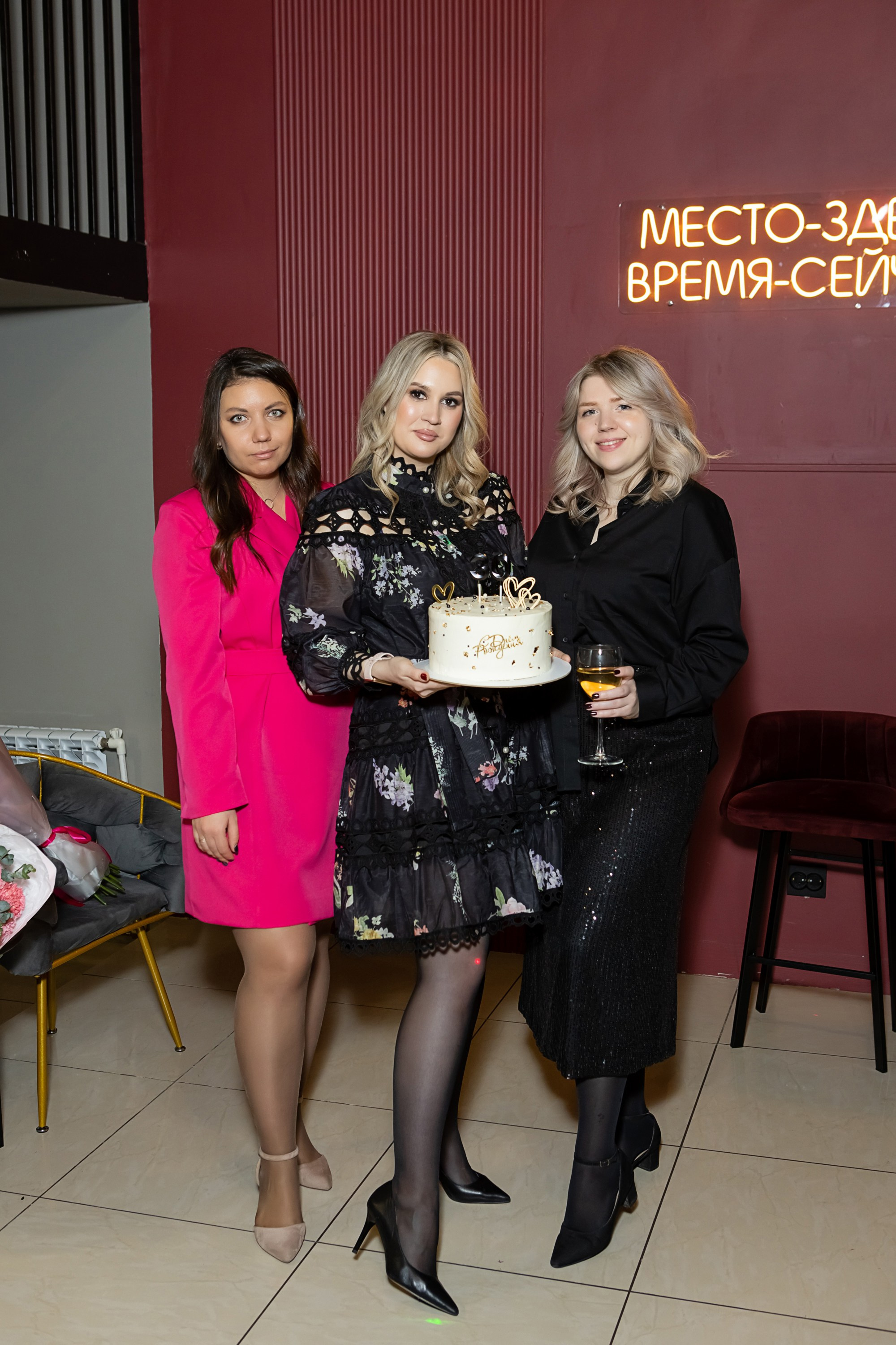 Интра Лофт. Репортажный и семейный фотограф в Новосибирске Елена Каменева