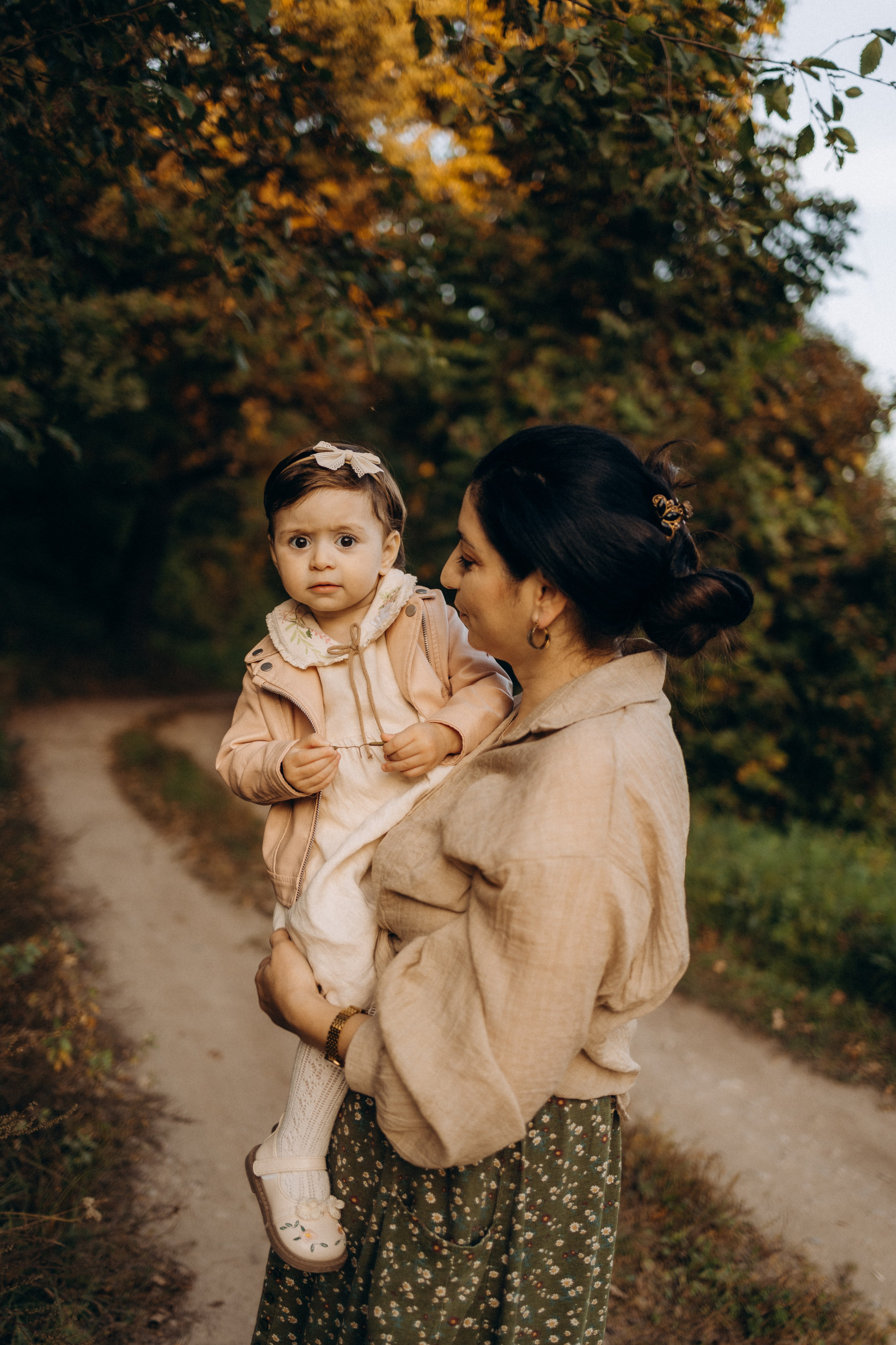 Мама и доченька (14.09.2025 г.) г. Жуков (Калужская обл.). Надежда Стар семейный и церковный фотограф в Жукове и Калужской области