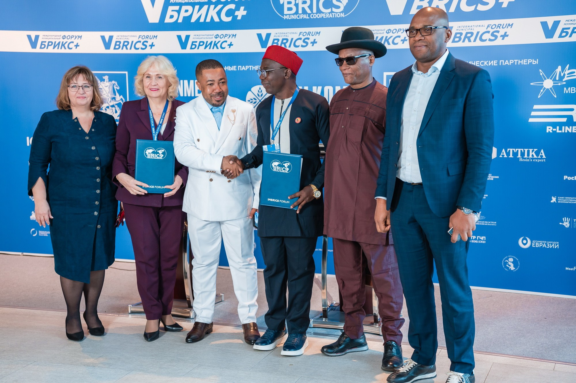 V ММФ БРИКС+ 2023. Фотограф Сергей Лукьяненко