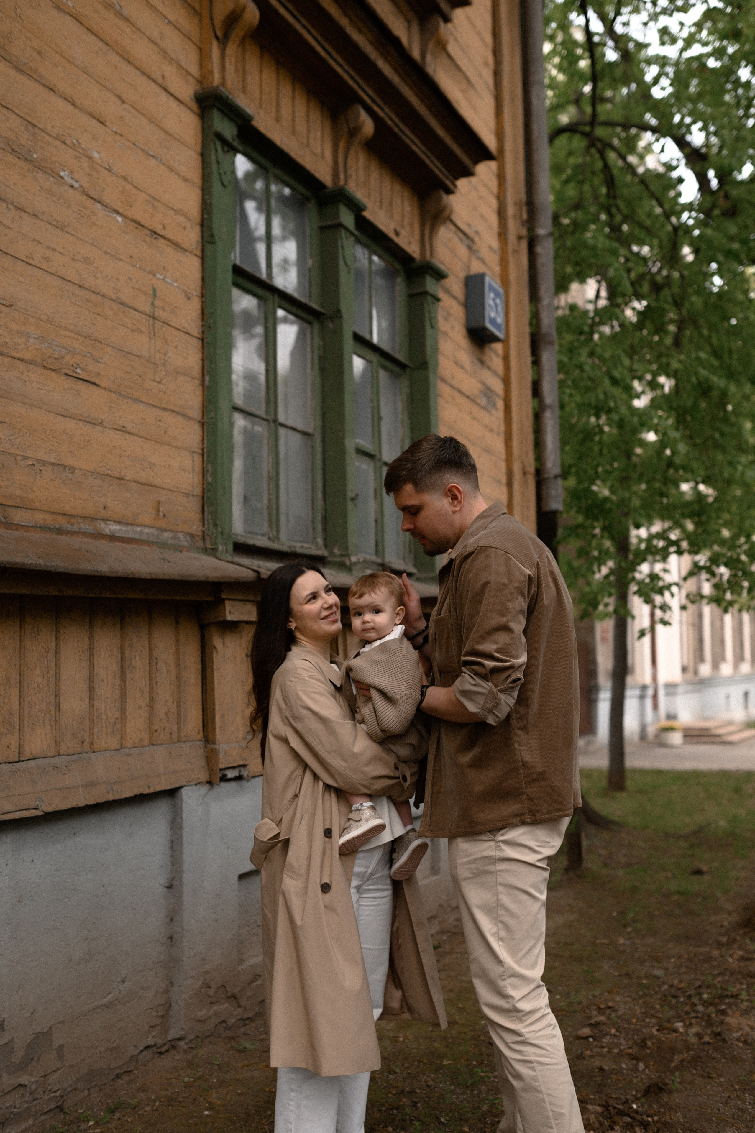 Даня, Лида и Эмма. Прогулка по усадьбе. Семейный и свадебный lifestyle-фотограф в Москве Мария Петрова