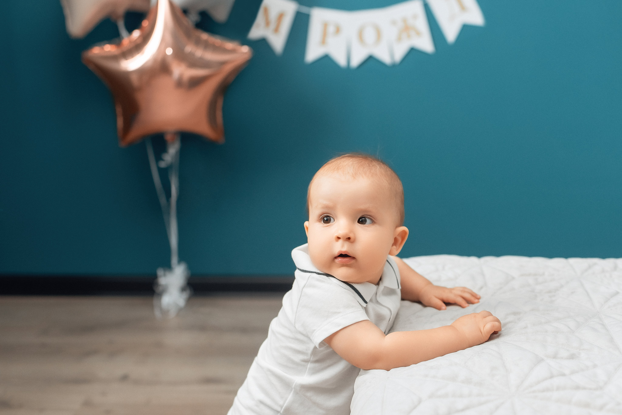 Домашняя съемка годовасия. Церковный фотограф на Таинство Крещения и Венчания в Оренбурге и Оренбургской области Екатерина Белкина