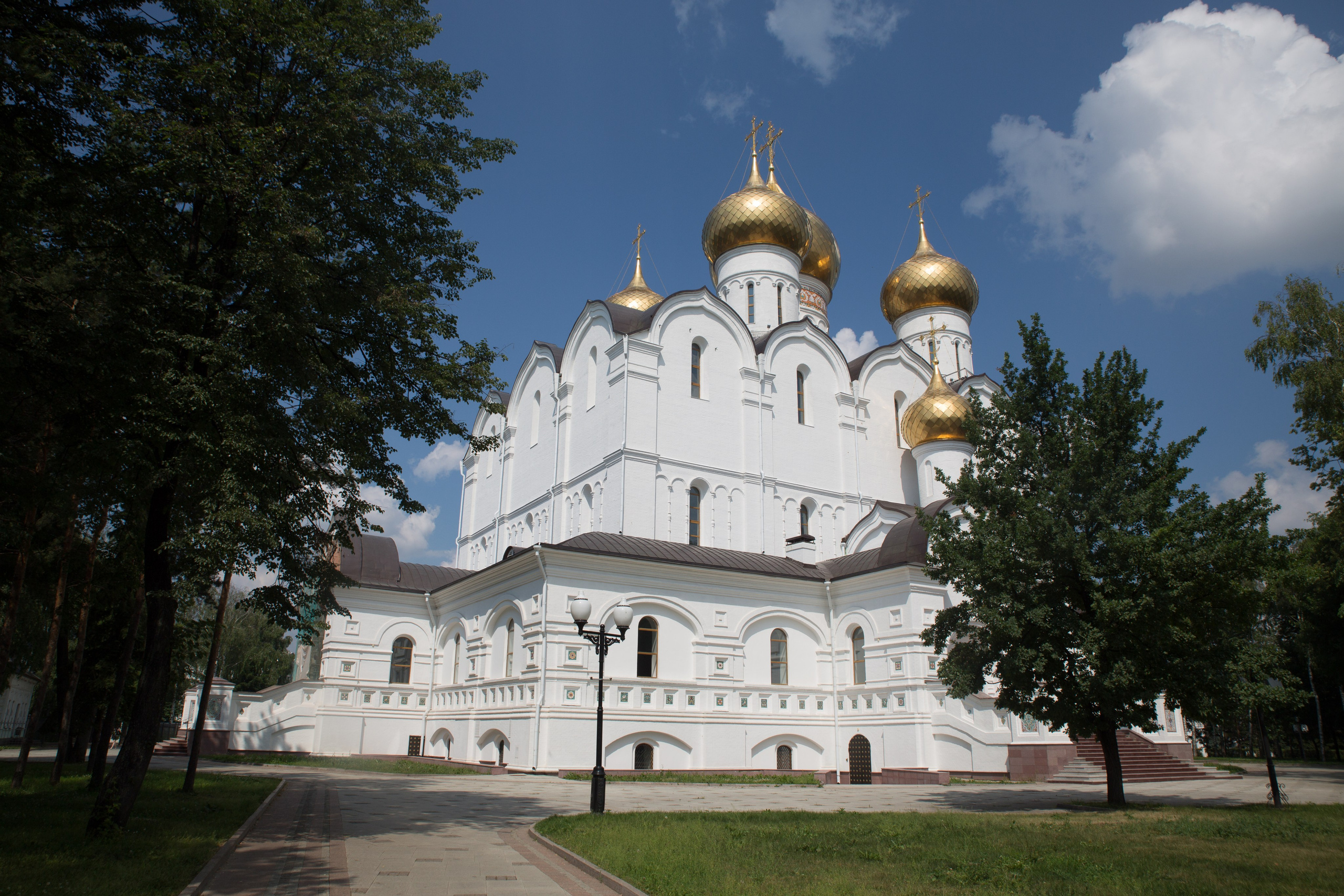 Г. Ярославль. Студия Максима Белослюдцева