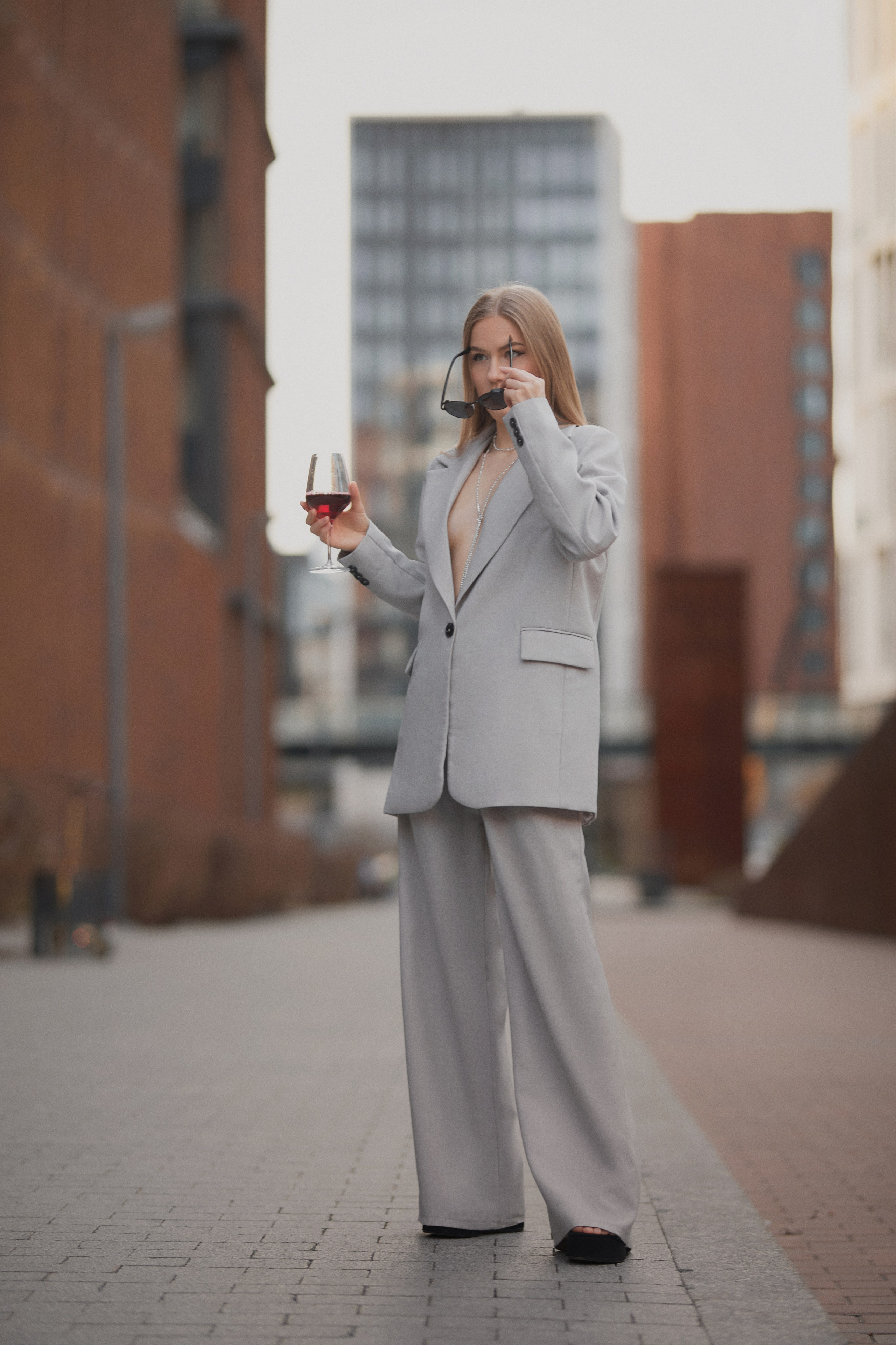 Вино, газета, сфетофор. Светский фотограф в Москве, Яковенко Алексей