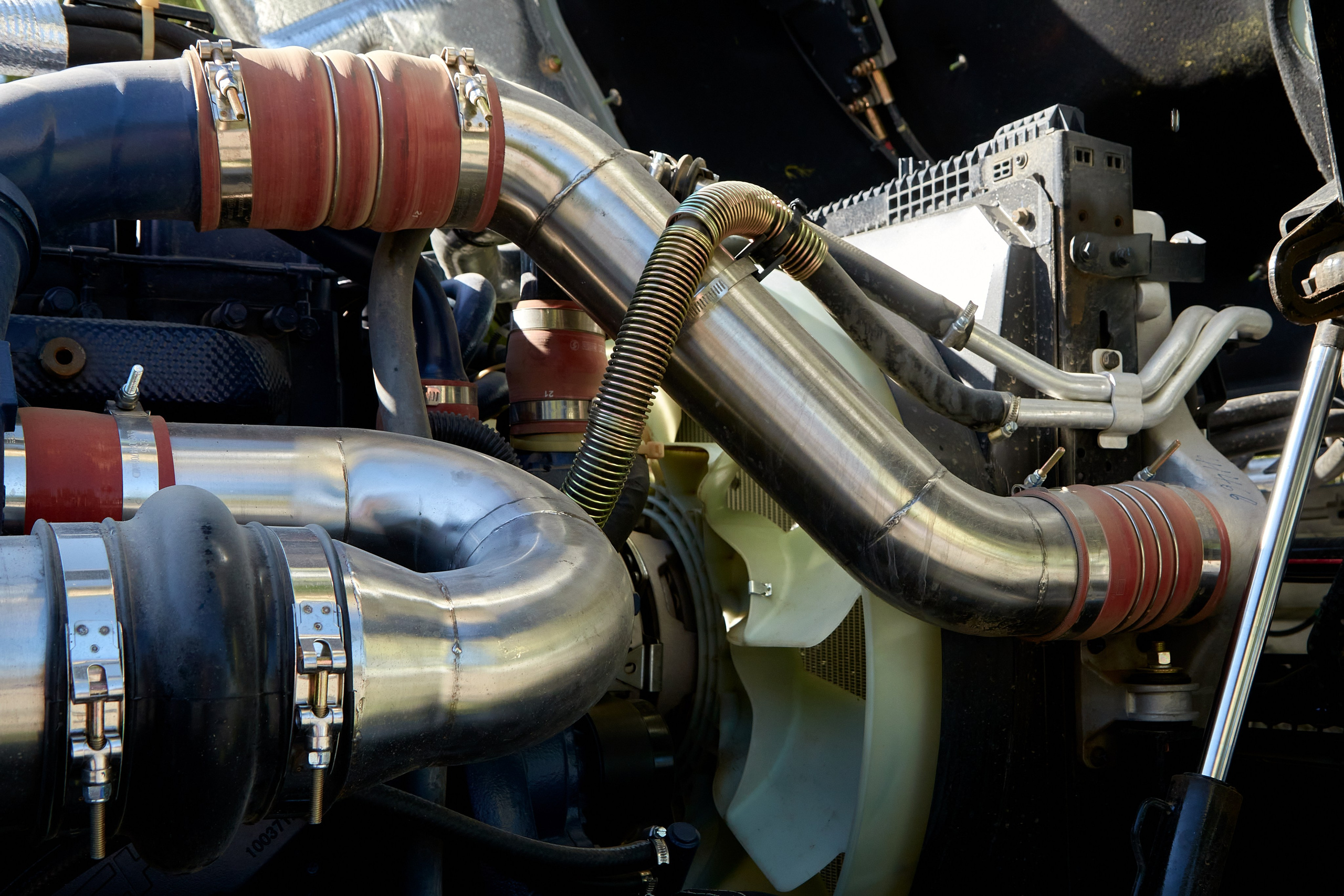 Фотосъёмка автомобилей. Предметный и репортажный фотограф Алексей Кротов