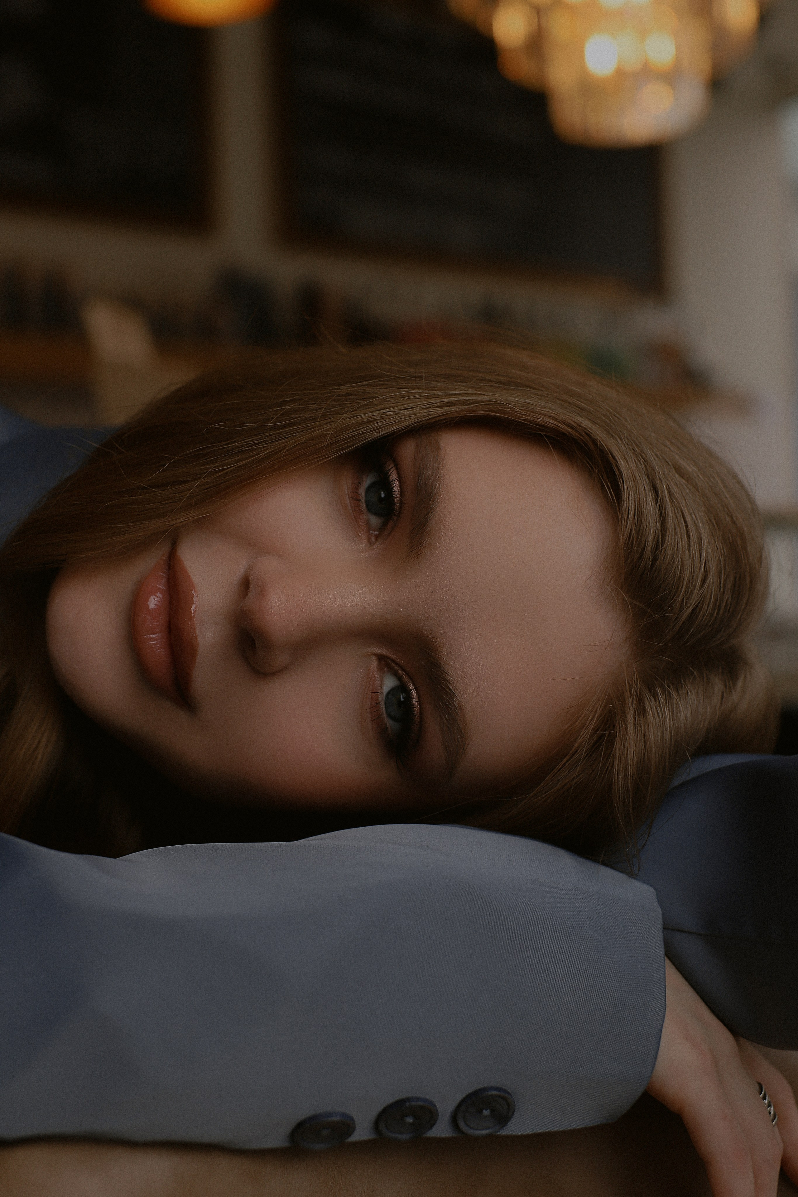 Елизавета, съемка в кофейне