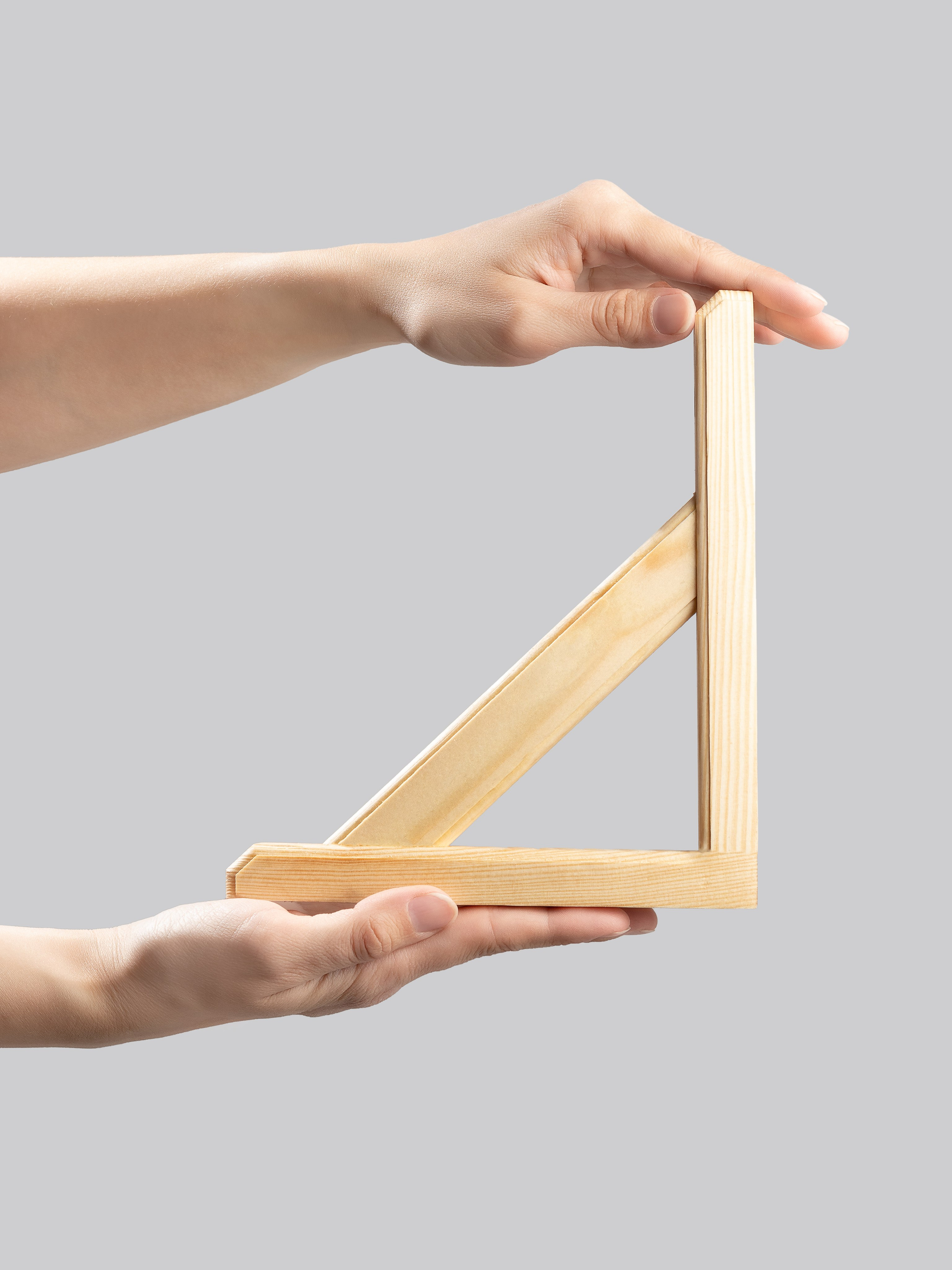 Фото с руками. Предметный фотограф Северова Екатерина | Профессиональная предметная съёмка фото и видео в Санкт-Петербурге