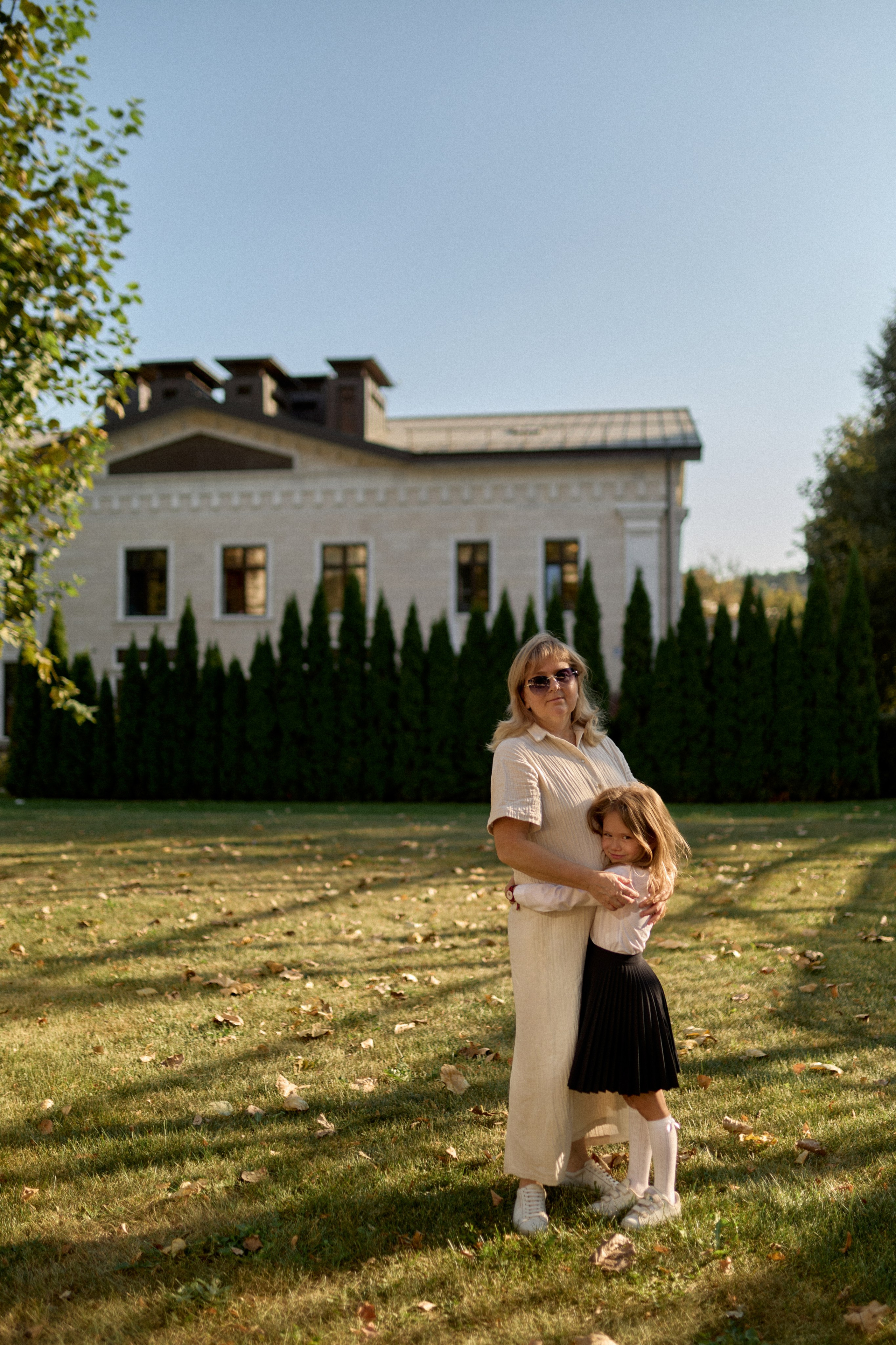 Осенняя семейная фотосессия в Лужниках. Сестры Карабаза. Фотографы и ретушеры в Москве и Санкт-Петербурге