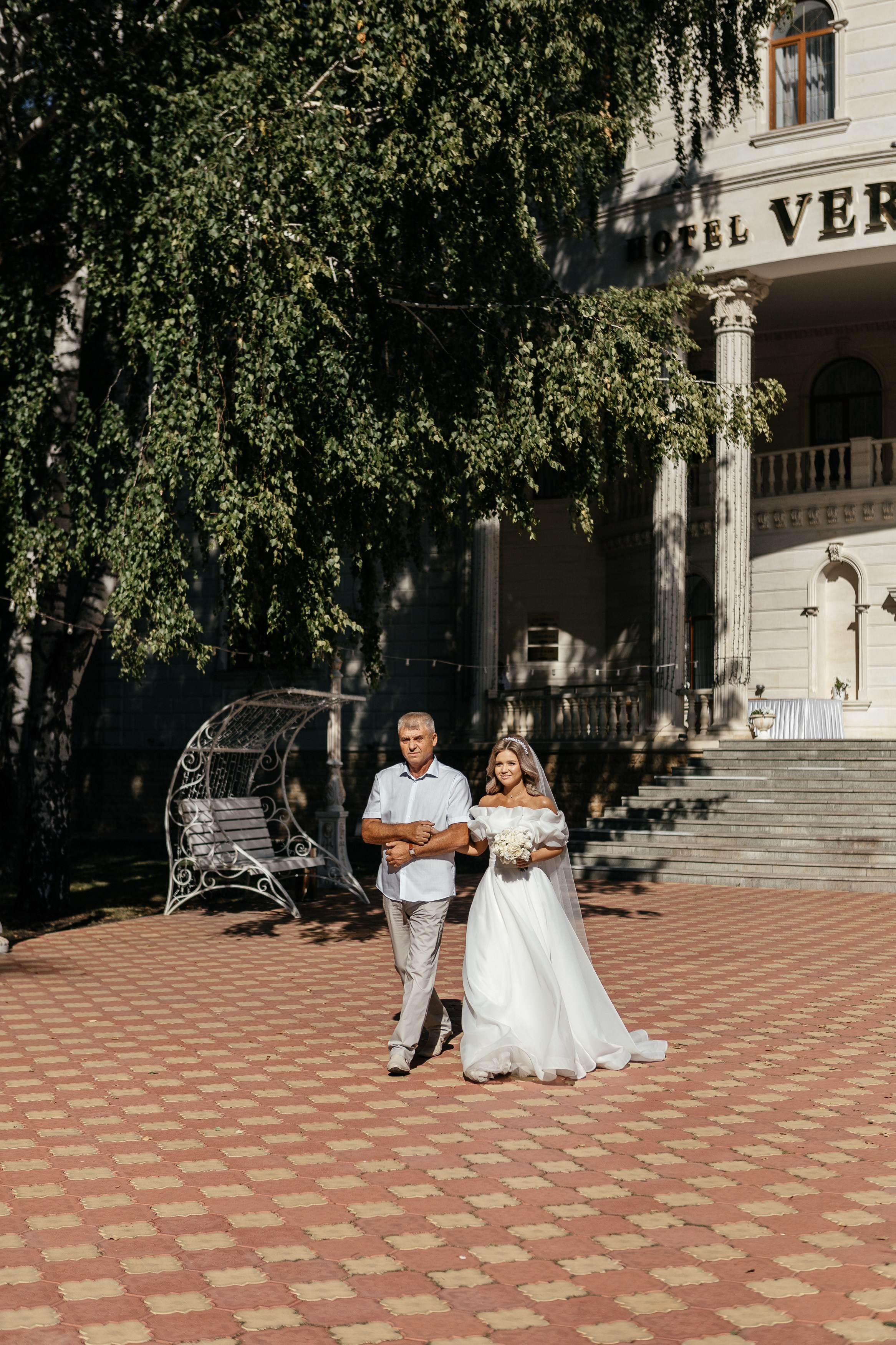 Свадебный фотограф Уфа — Руслан ГабдлисламовЖивые эмоции, красивые кадры, воспоминания на всю жизнь.Работаю по всей Республике Башкортоста. Свадебный фотограф Уфа Руслан Габдлисламов