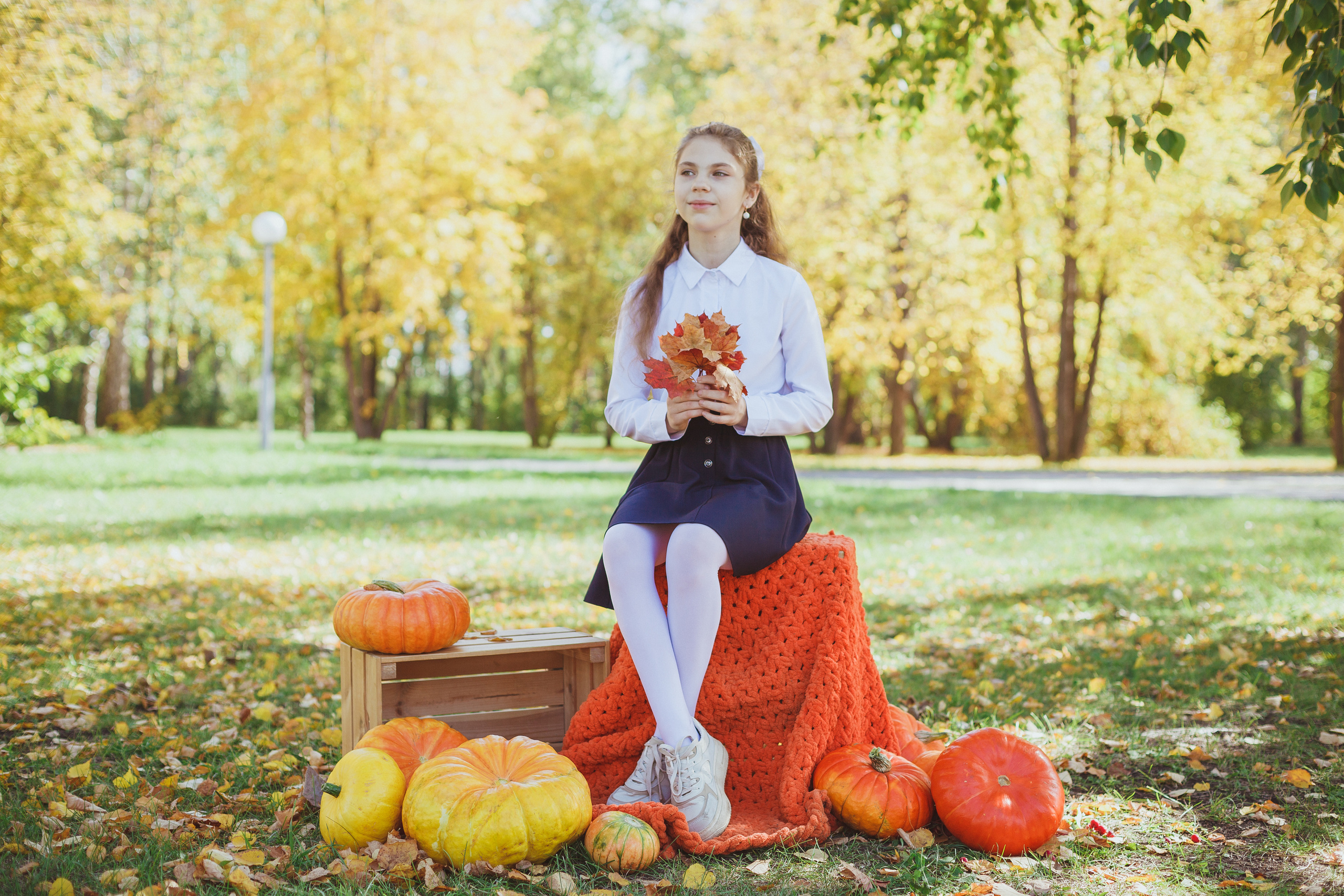 Школьная фотосессия на 31 августа. 1,2,3 сентября. Портреты детей 4-6 штук. Групповые общие 2-5 шт. Цена 450р. (1). Семейный и детский фотограф в Сухом Логу Ольга Кайгородова