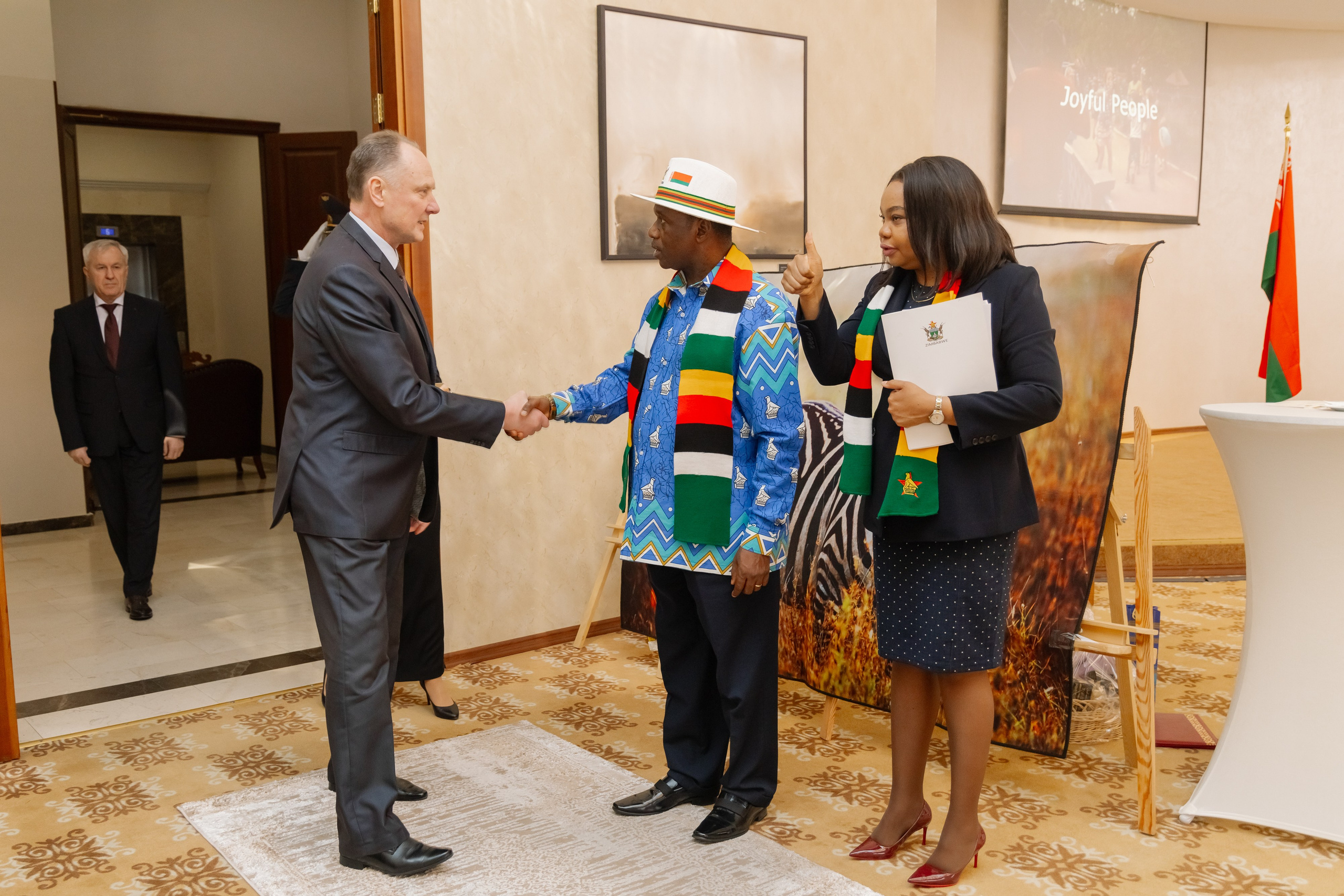 Фотосъемка делегации Посольства Зимбабве в Минске. Свадебный фотограф в Минске/Беларуси Сергей Спиридонов