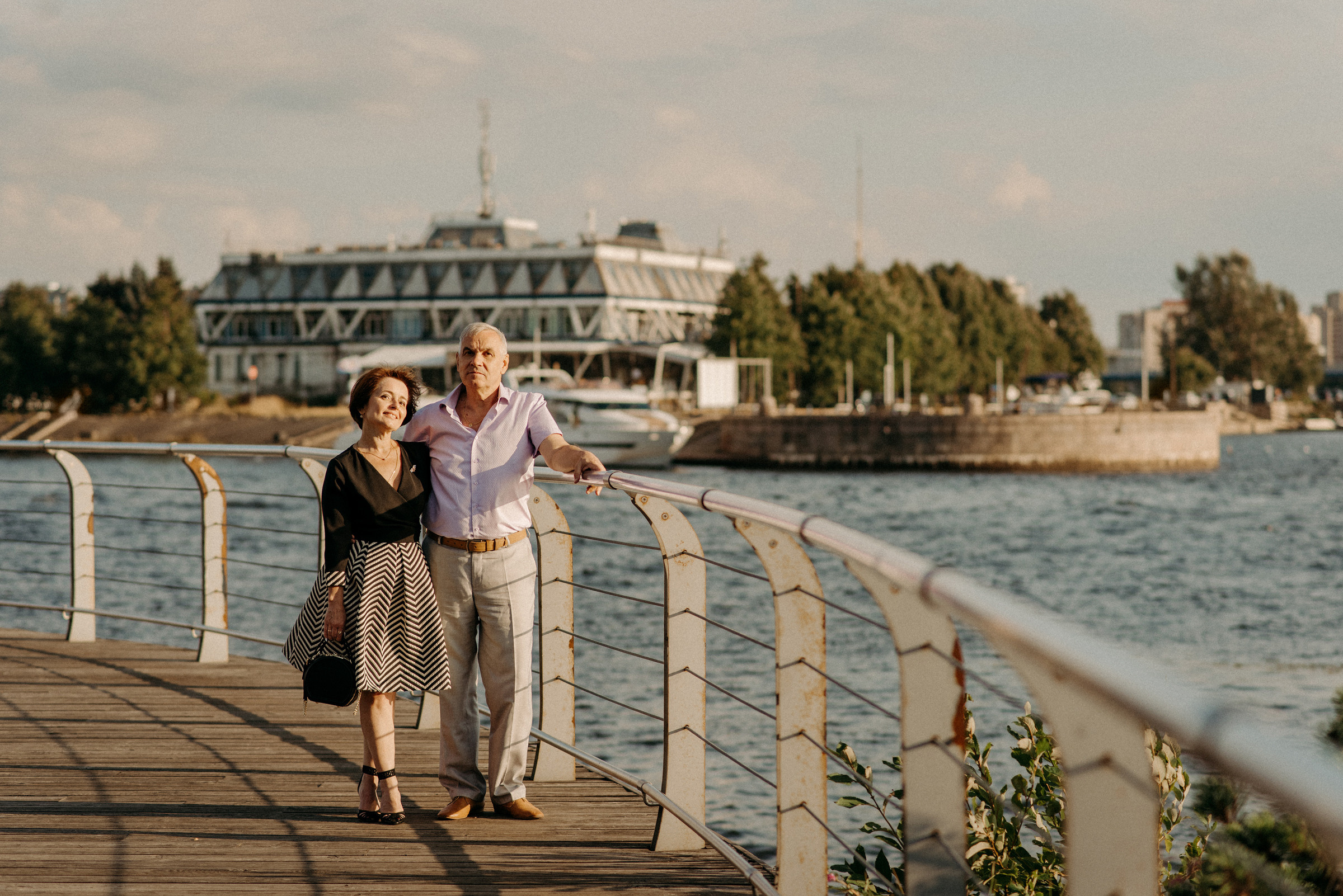 летняя семейная фотосессия с родителями