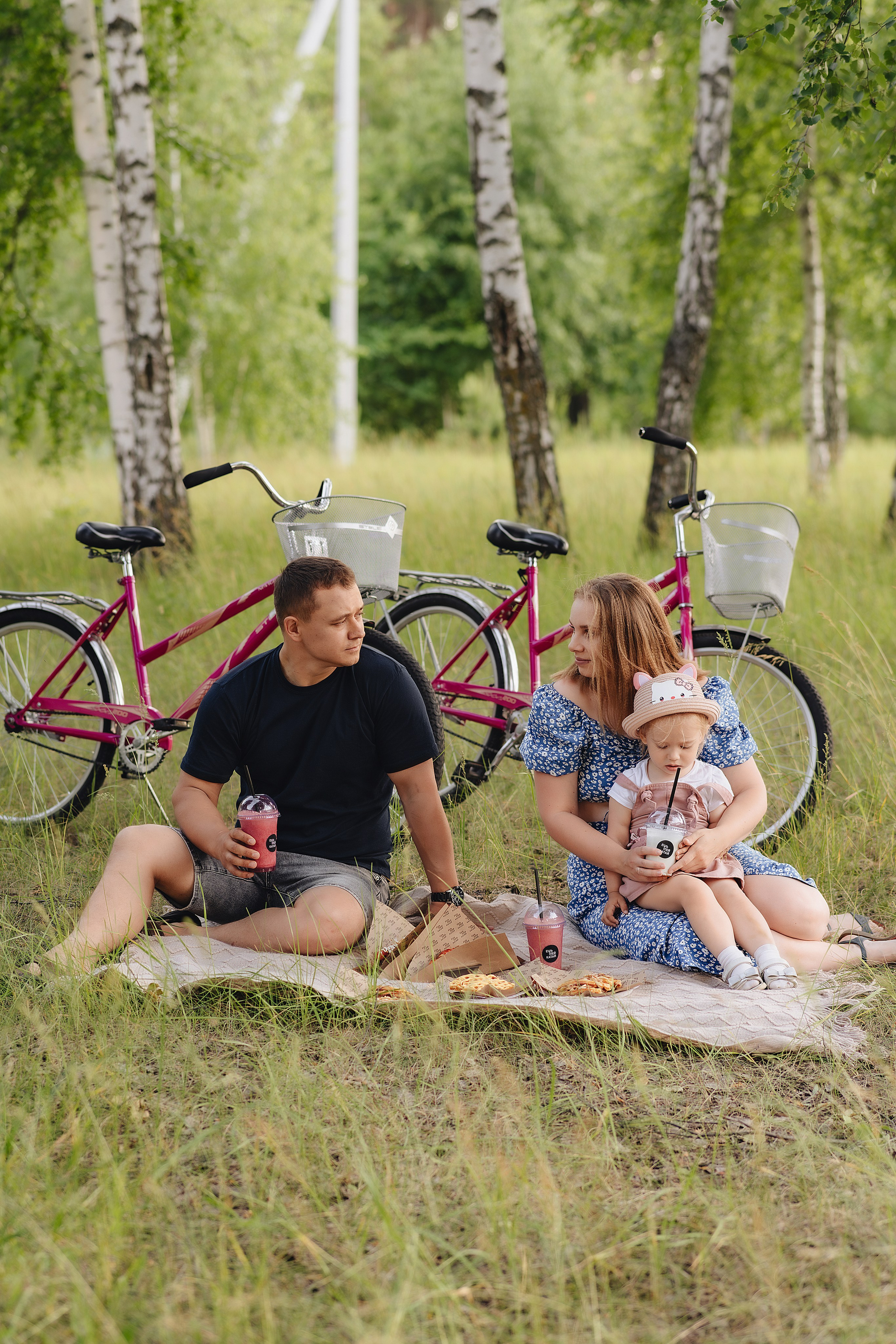 Семейная прогулка | Съемка для кофейни. Фотограф Карина Шмулёва. Воронеж и область