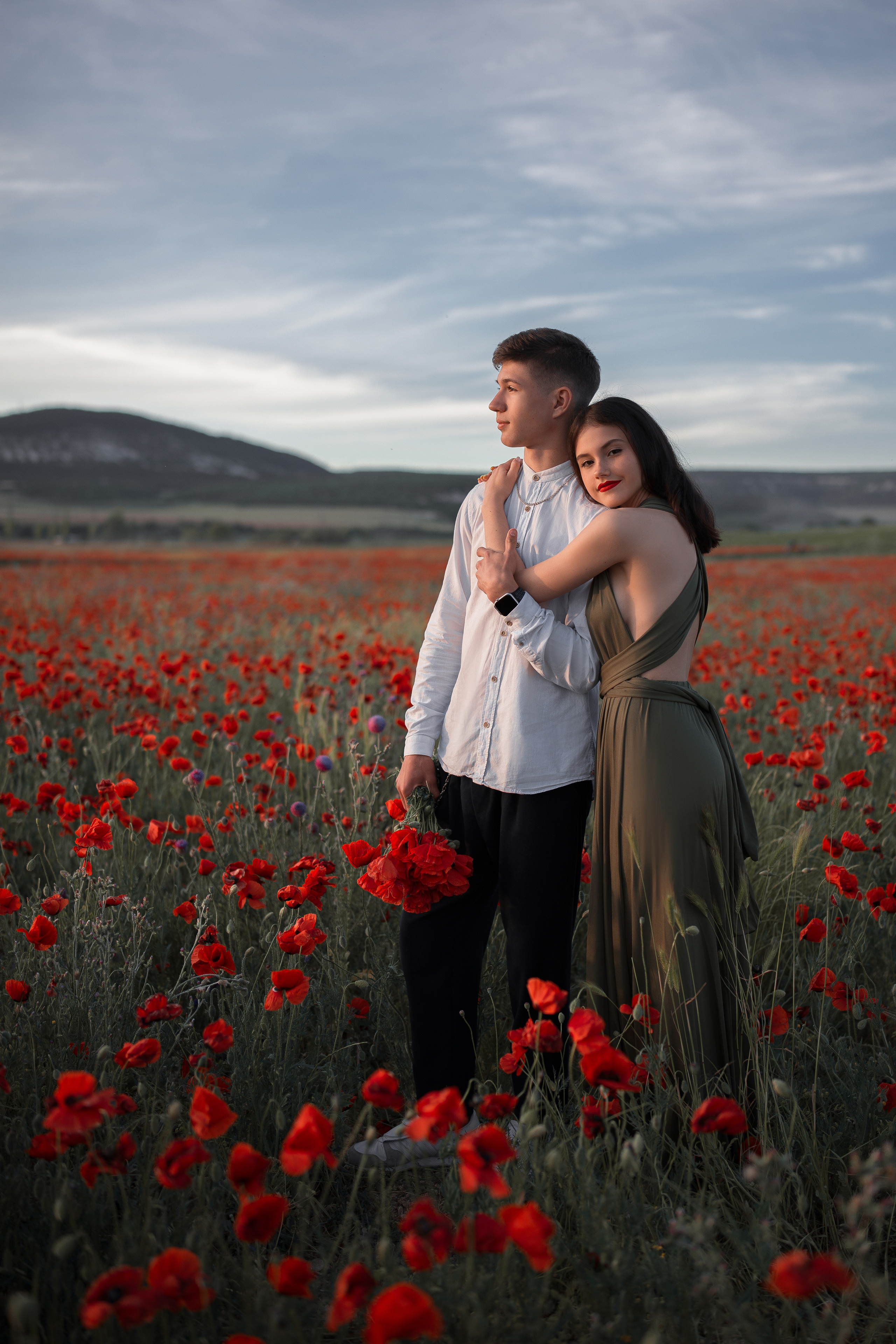 Фотосессия в маках в Севастополе: прайс и подробности на сайте или по телефону 