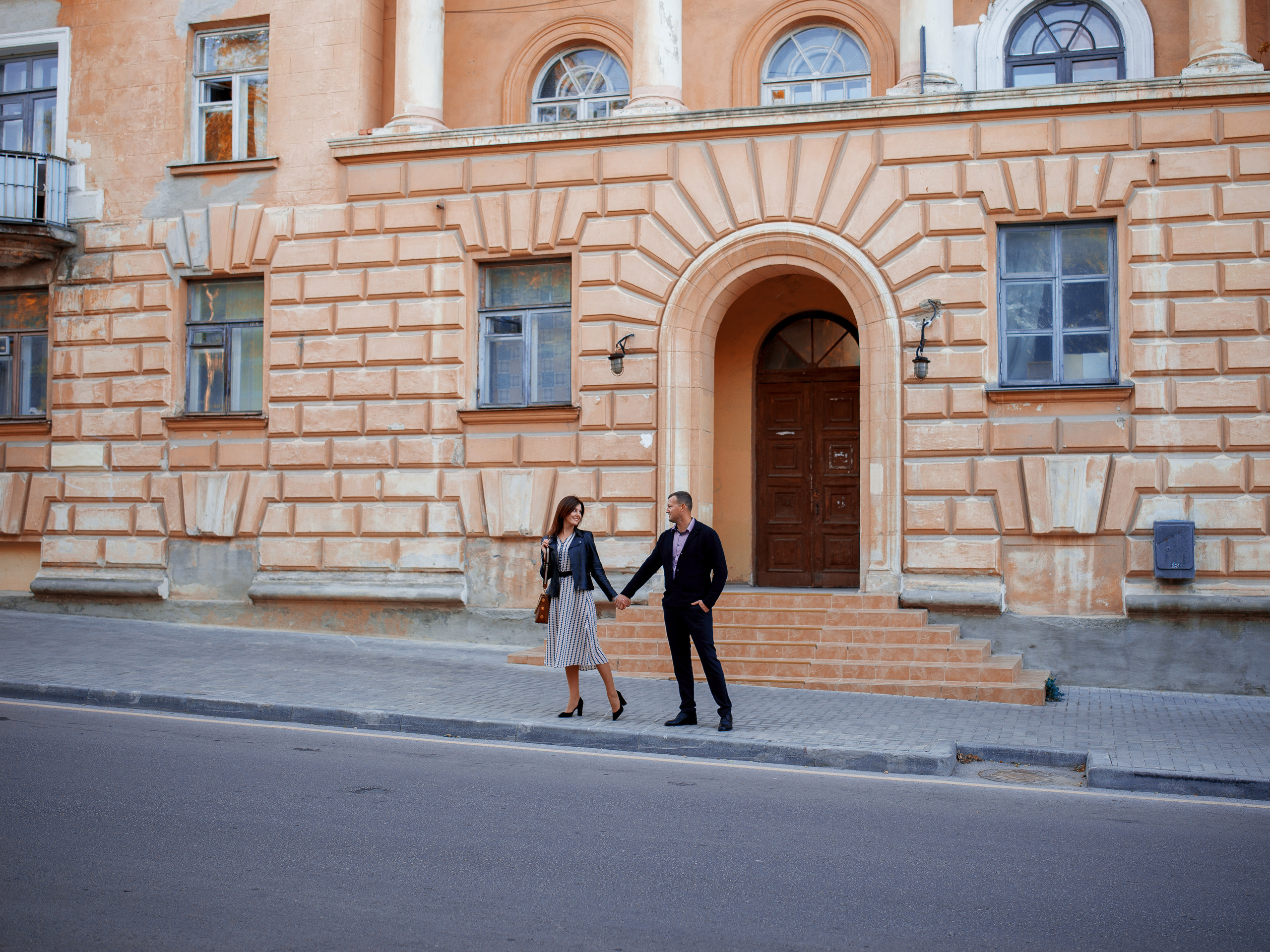 Фотограф в Севастополе Александра Погребняк: по желанию дополнительно трансфер, визажист, платье, реквизит. Вся интересующая информации на сайте в разделе "Услуги и стоимость"
