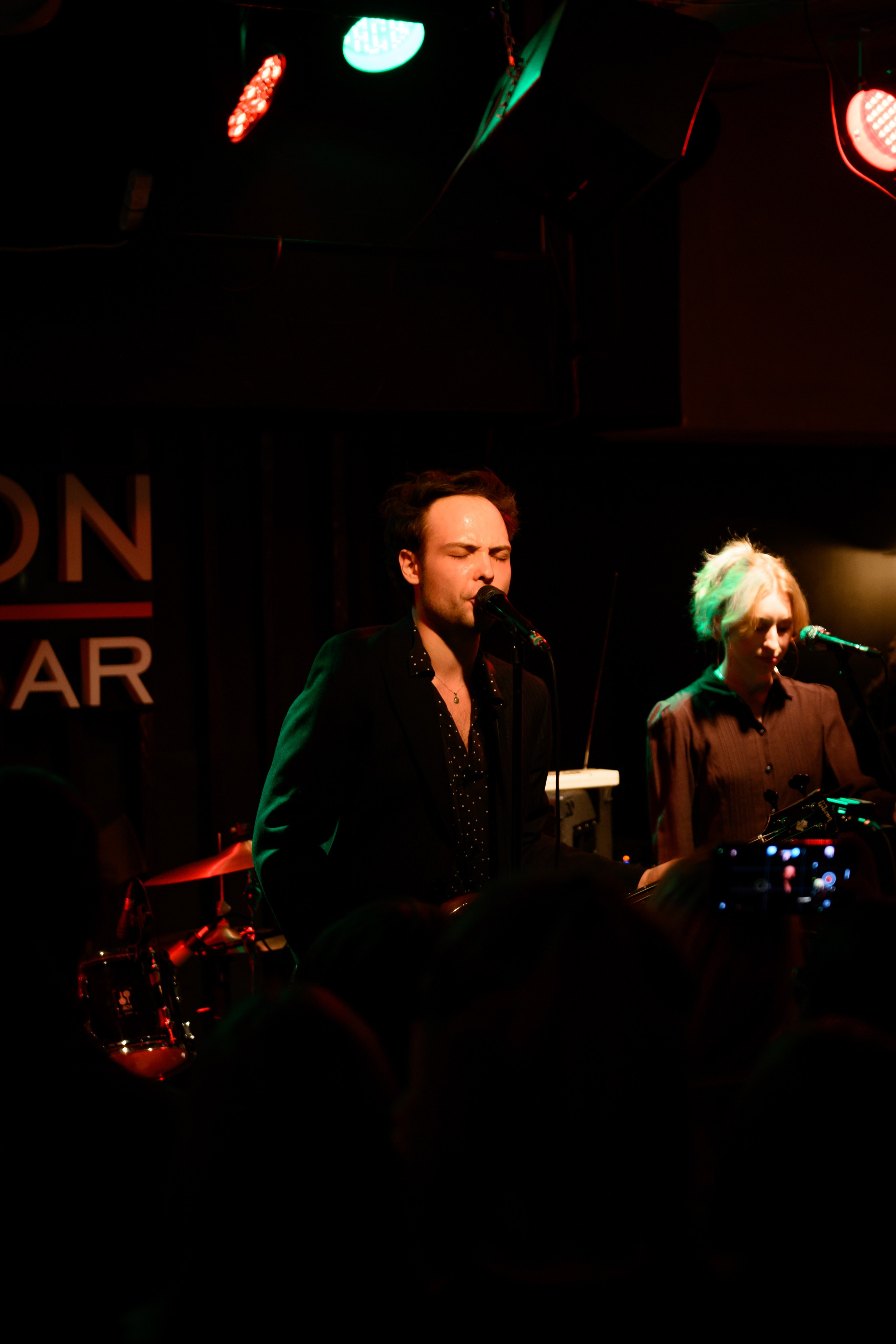 CRAFT BAR EDISON — Диктофон. Свадебный фотограф Иркутск Алексей Шульгин