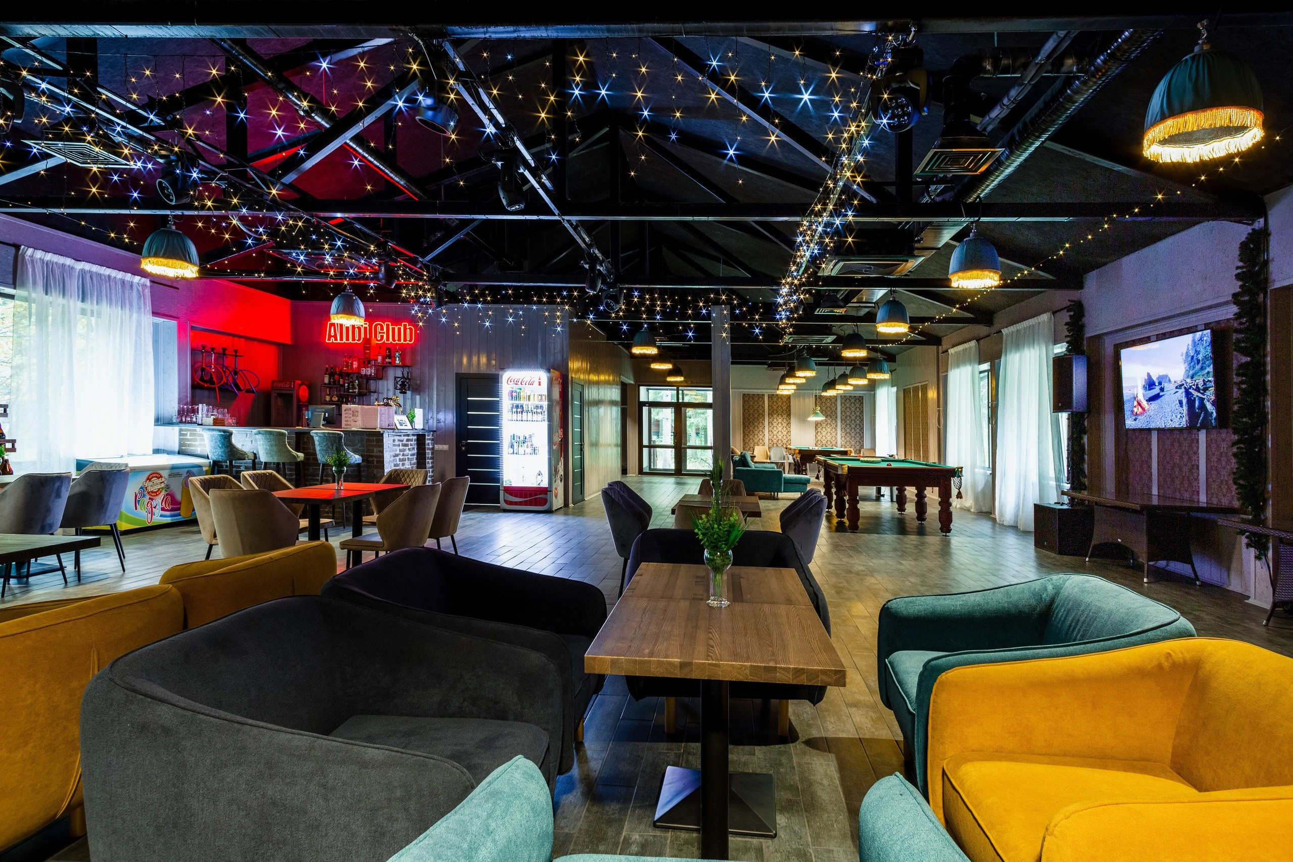 Ресторан. Интерьерный фотограф Евгений Расторгуев