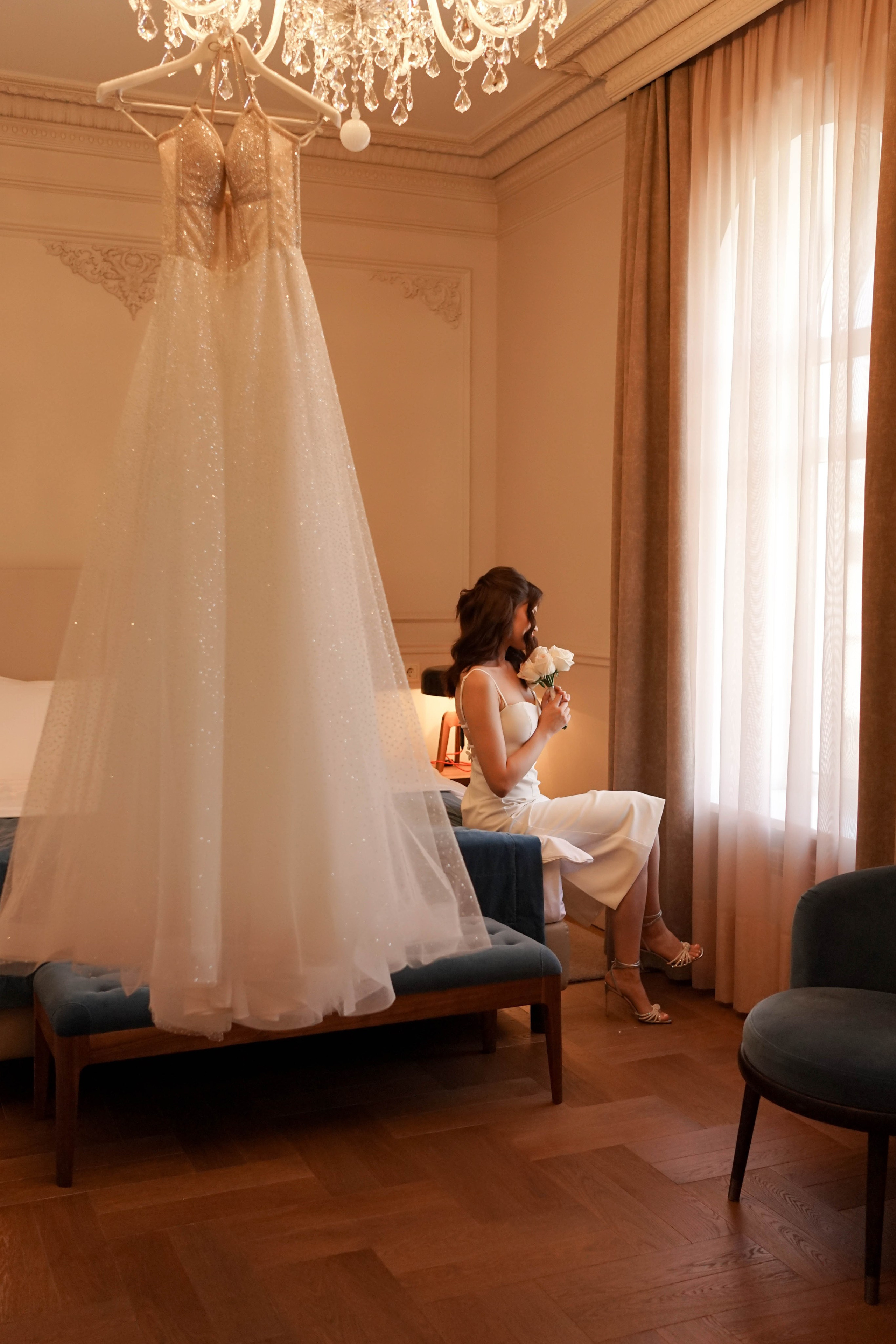 Яна и Никита: сборы в отеле, регистрация и банкет. Фотограф в Иркутске