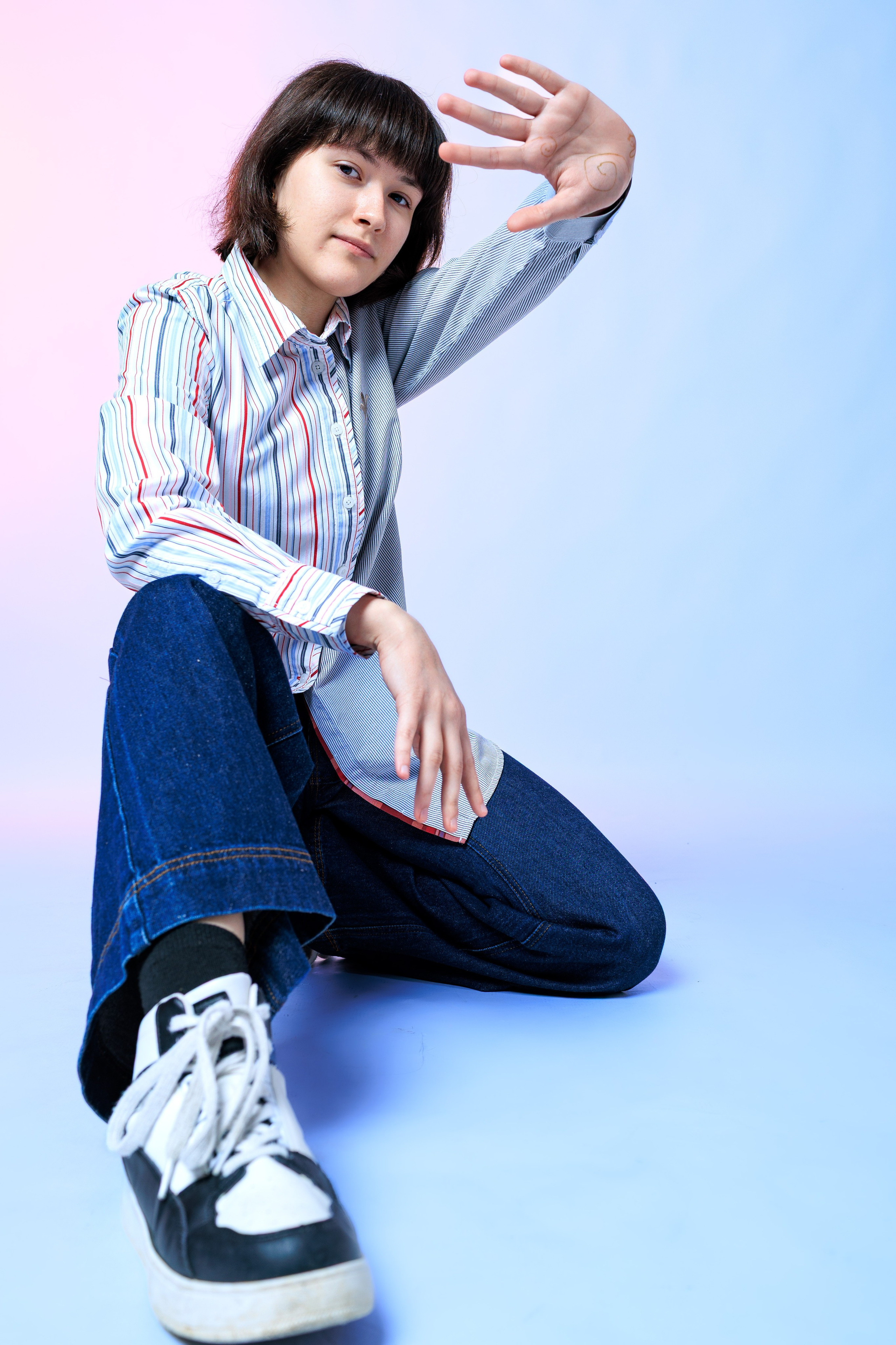 Смотреть фотки в фотостудии. Выпускные альбомы Геленджик, Новороссийск, Краснодар, Туапсе