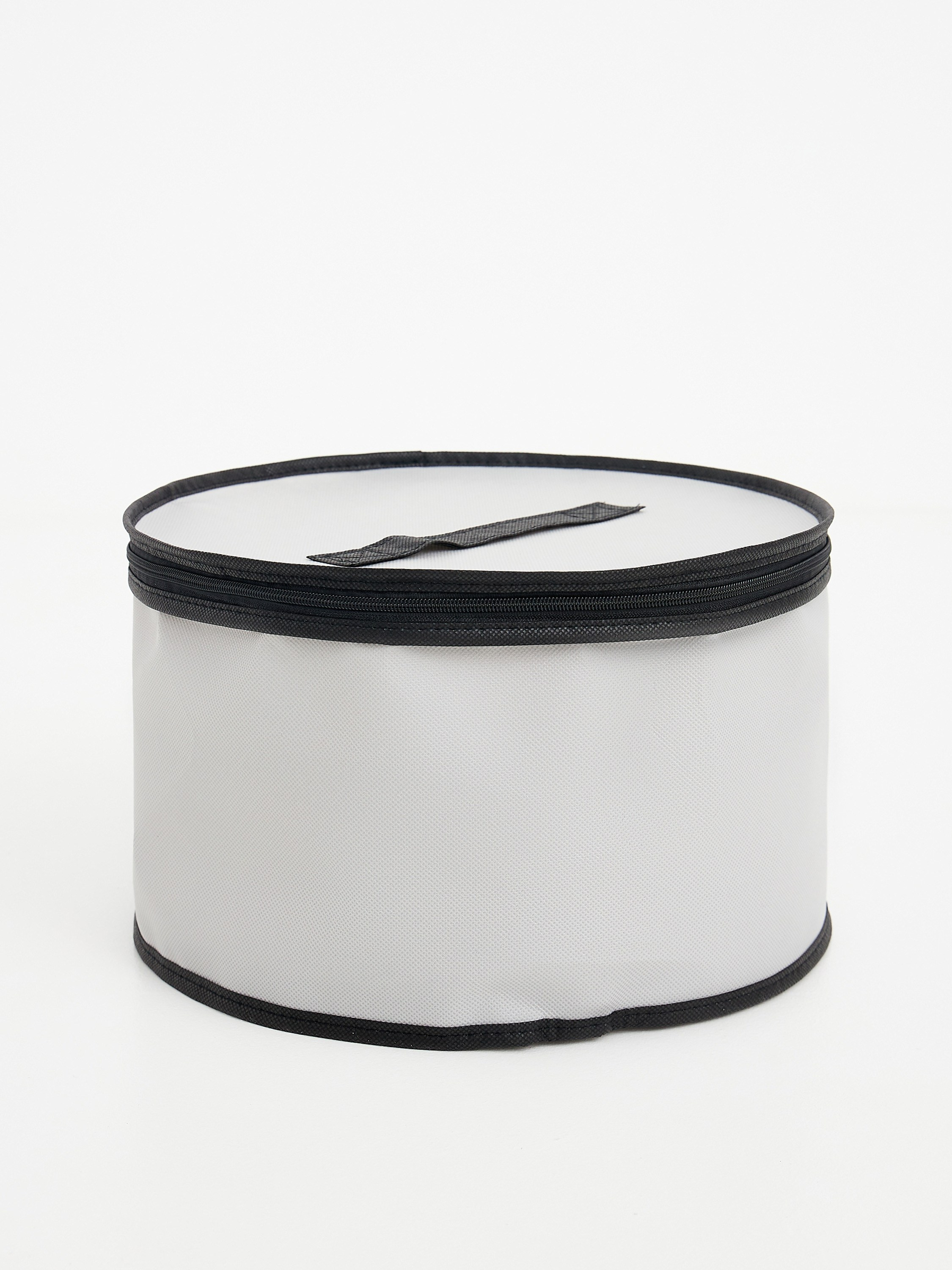 Фотосъемка кофров для хранения одежды для маркетплейсов. Алексей Темнов — фотограф в Пятигорске