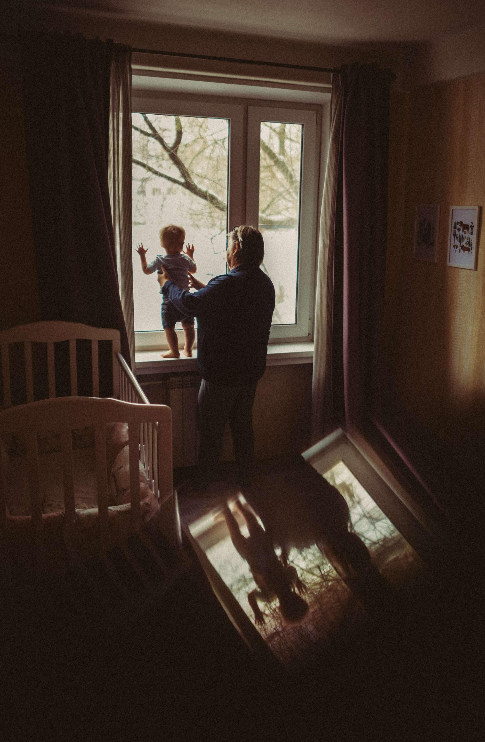 Двойняшки Леня и Ася с бабушкой. Семейный и свадебный фотограф в Санкт-Петербурге Яна