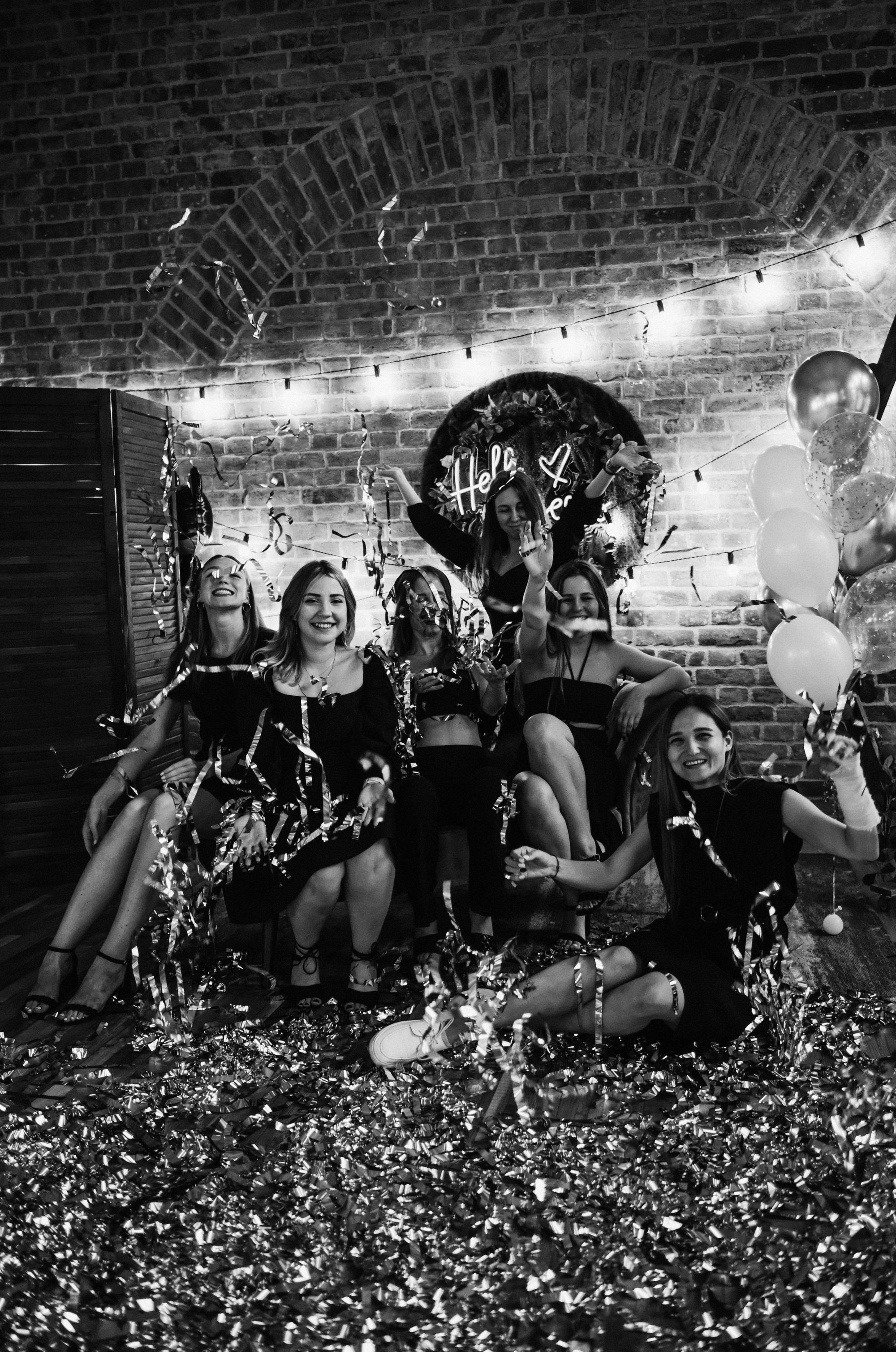 Девичник Элины. Семейный и свадебный фотограф в Санкт-Петербурге Яна