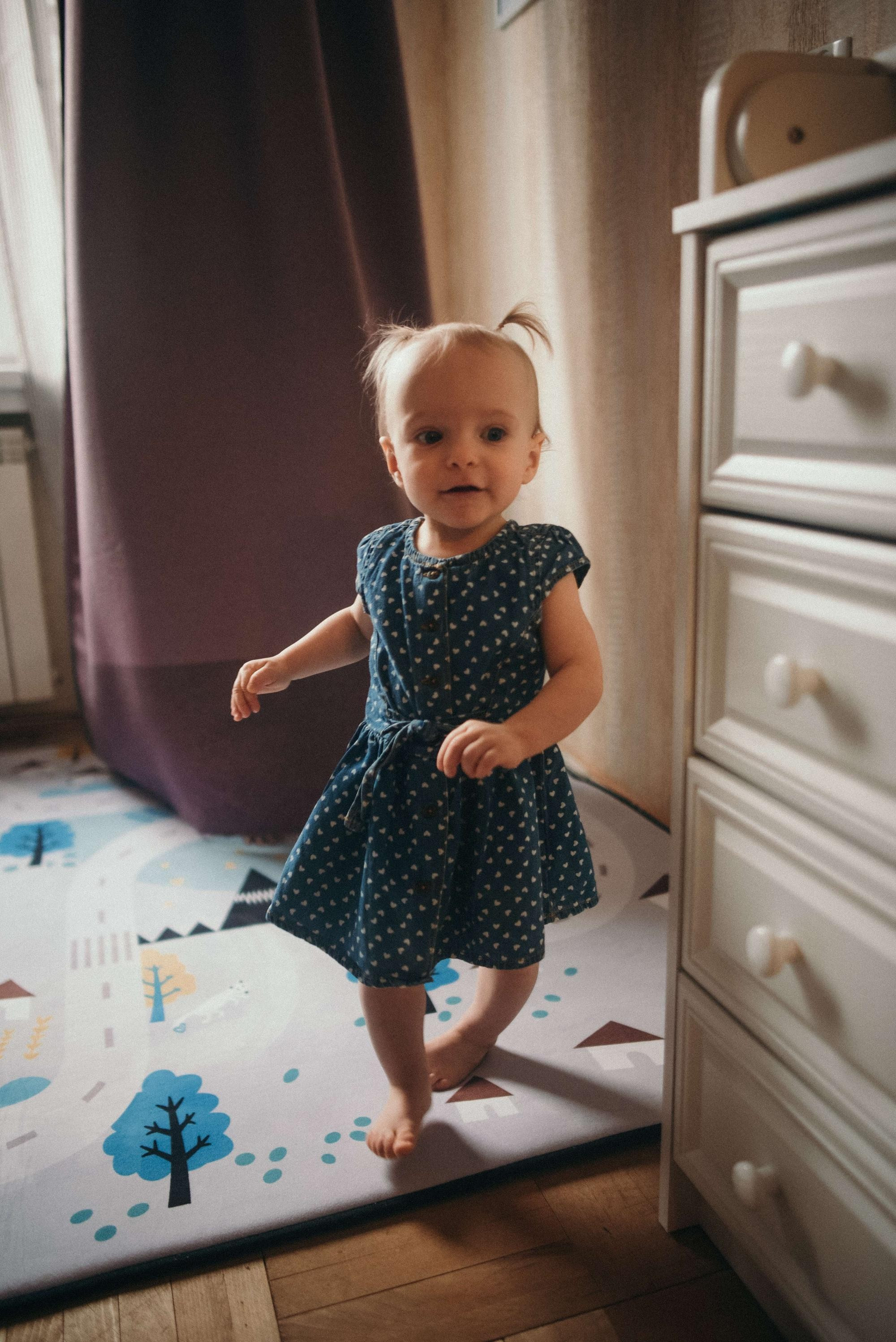 Двойняшки Леня и Ася с бабушкой. Семейный и свадебный фотограф в Санкт-Петербурге Яна