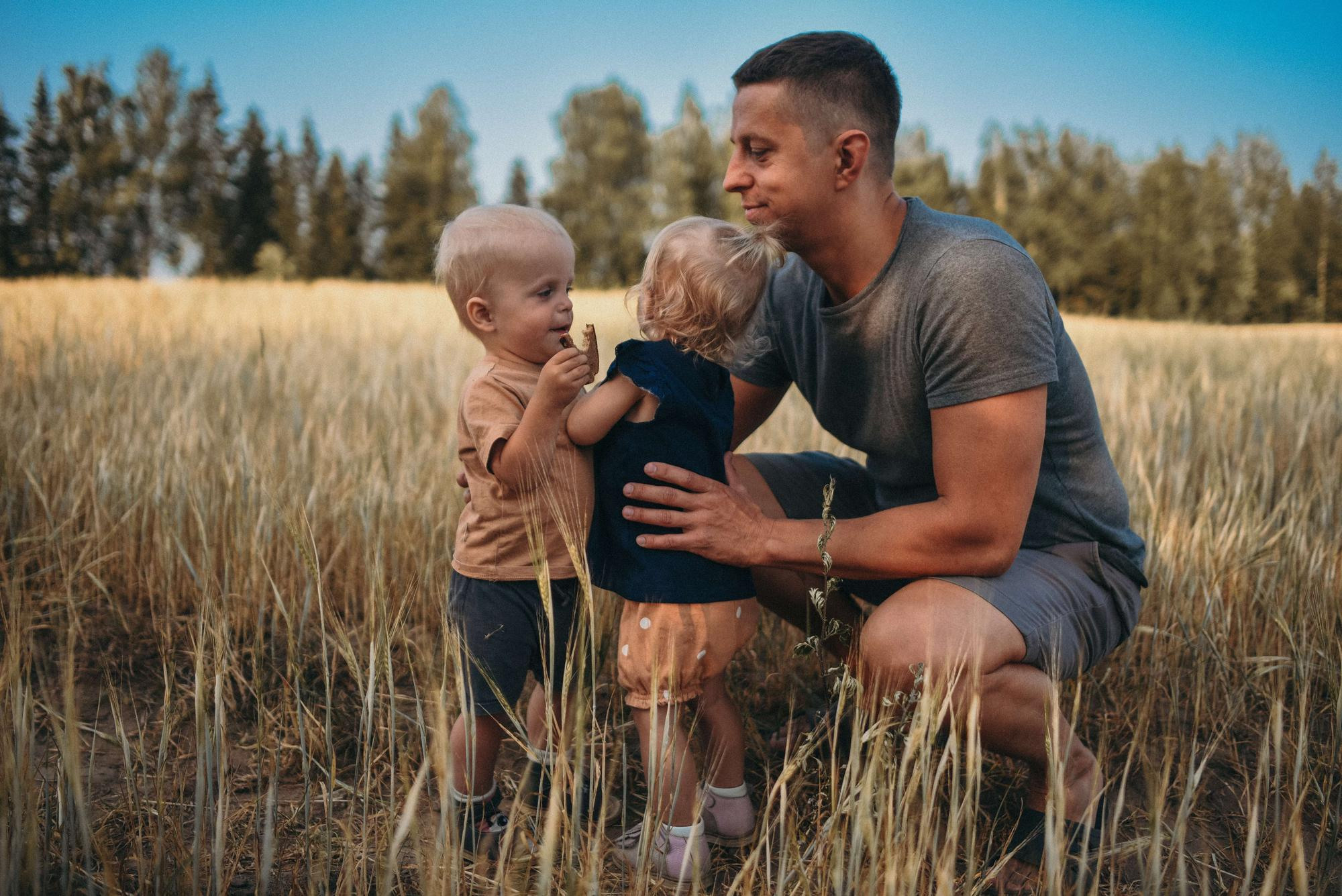 Александр и двойняшки Леня и Ася. Семейный и свадебный фотограф в Санкт-Петербурге Яна