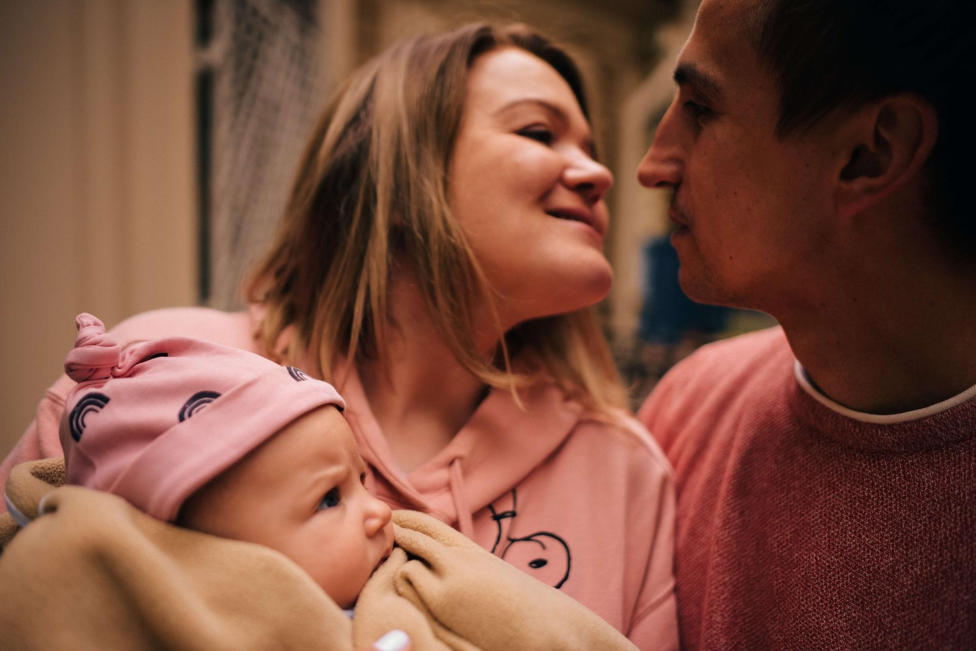 Фососессия в Лопухинском саду. Мирослава Сергей и Светлана. Семейный и свадебный фотограф в Санкт-Петербурге Яна