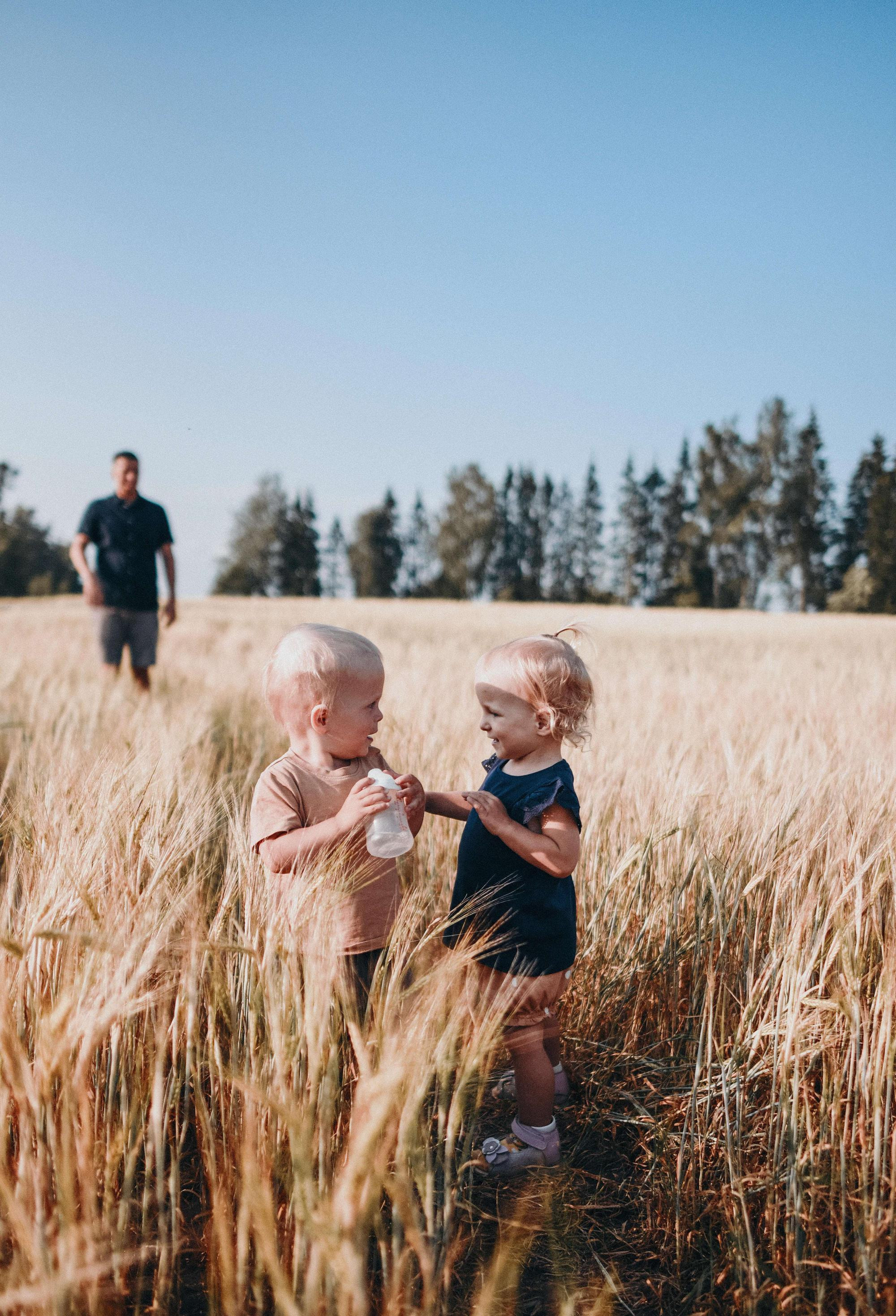Александр и двойняшки Леня и Ася. Семейный и свадебный фотограф в Санкт-Петербурге Яна