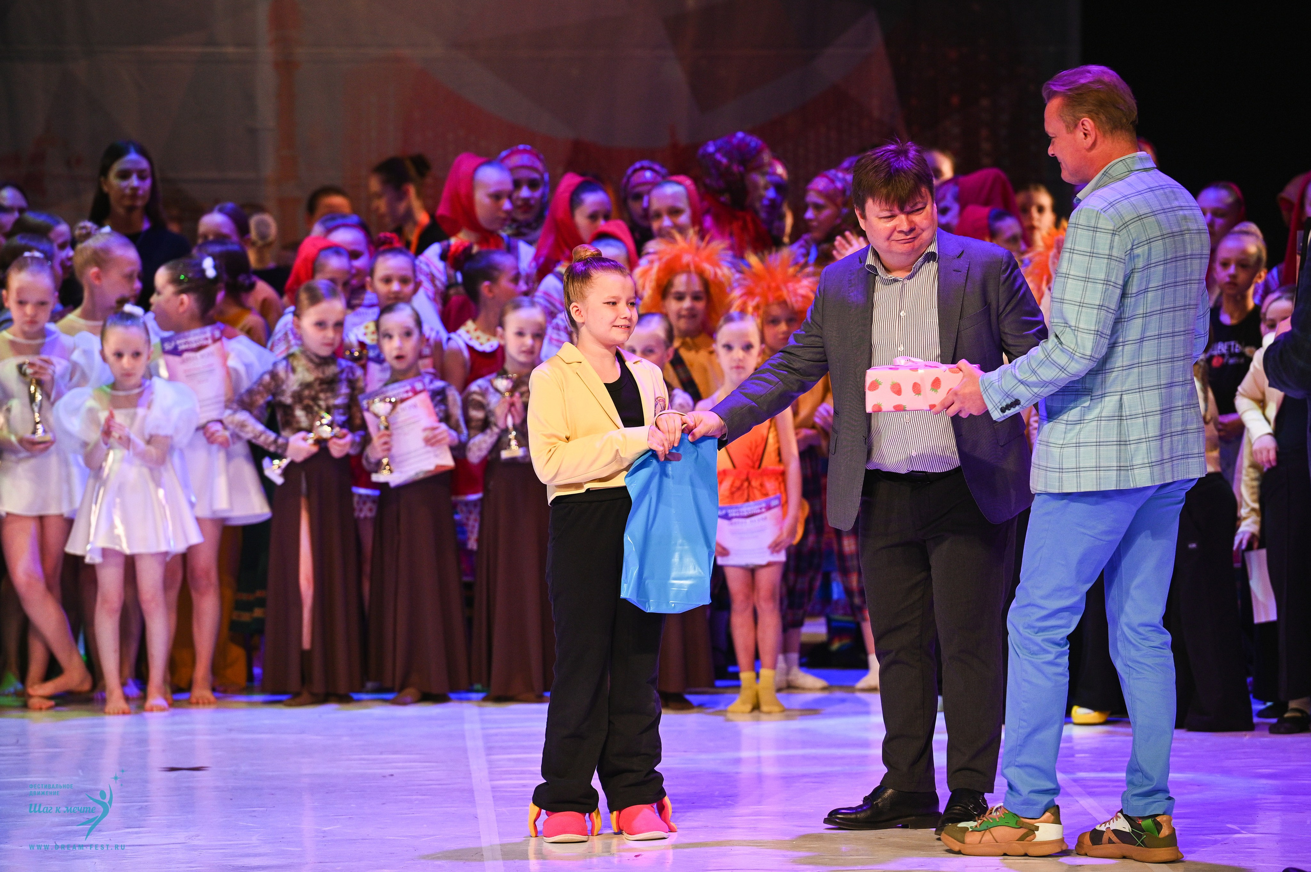 17.05.2025 «Московский Звездопад» Фестивальное движение «Шаг к мечте» г. Москва. Медиастудия Фото Концепт
