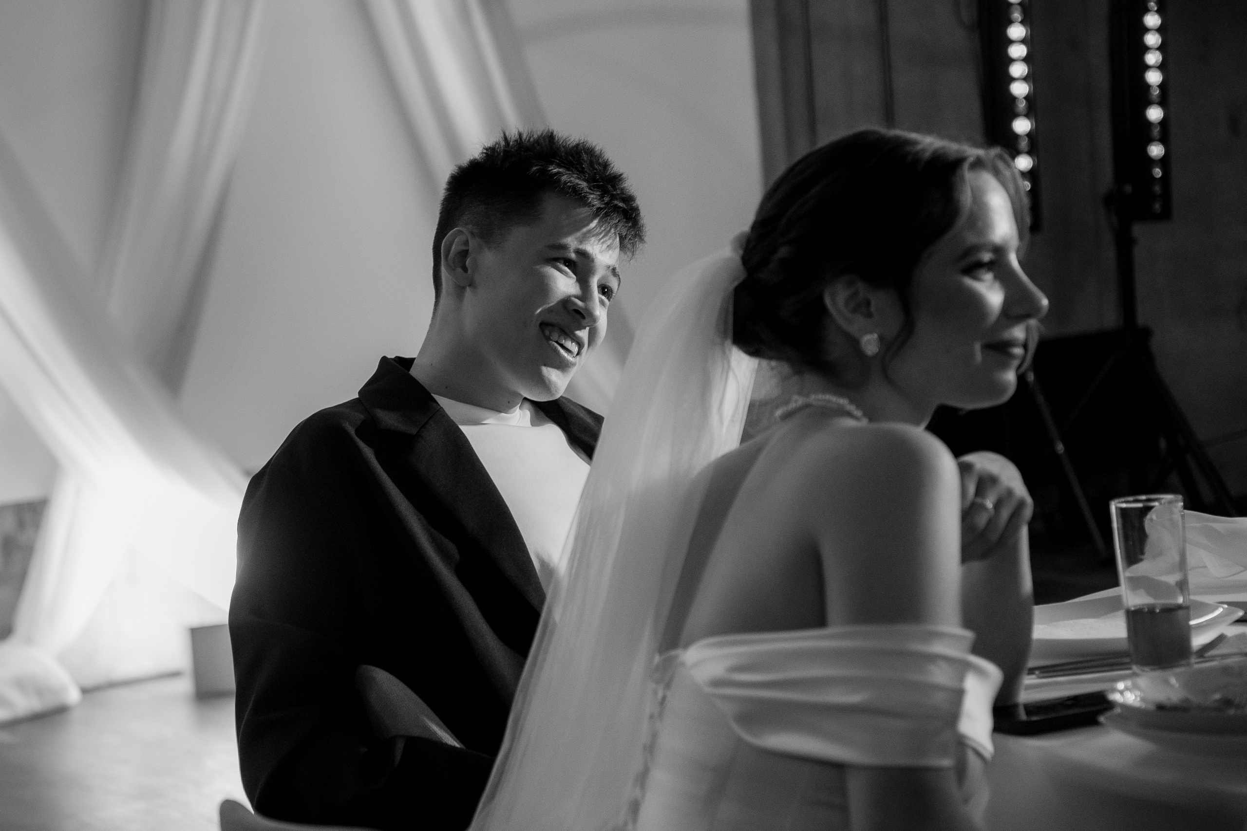 Владислав и Амина. Фотограф Новосибирск Вероника Вишневская