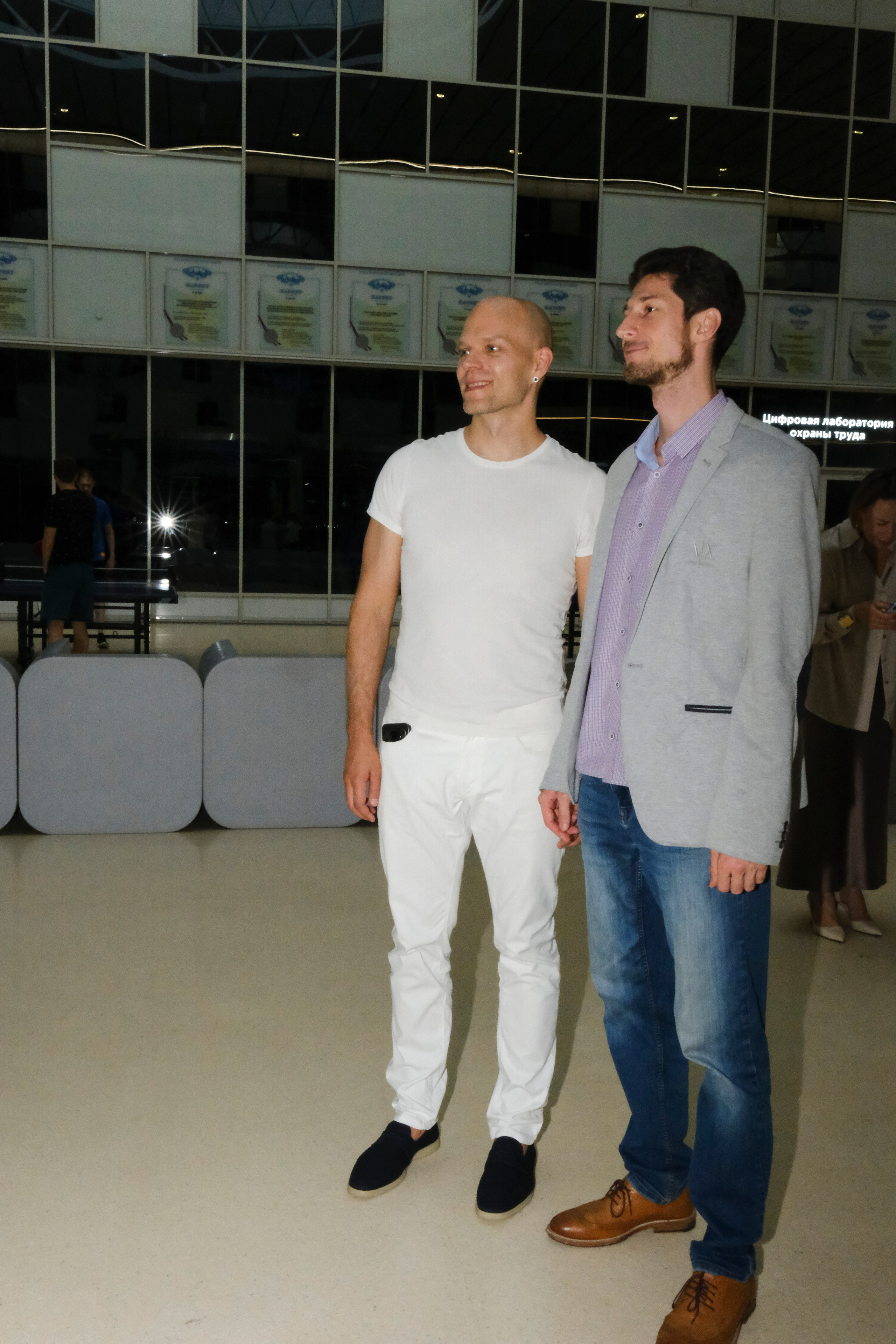 Репортаж бизнес-конференции в Сколково от сообщества BRUSNIKA. Индивидуальная фотосъёмка в Москве. Фотограф Василиса Тарасова