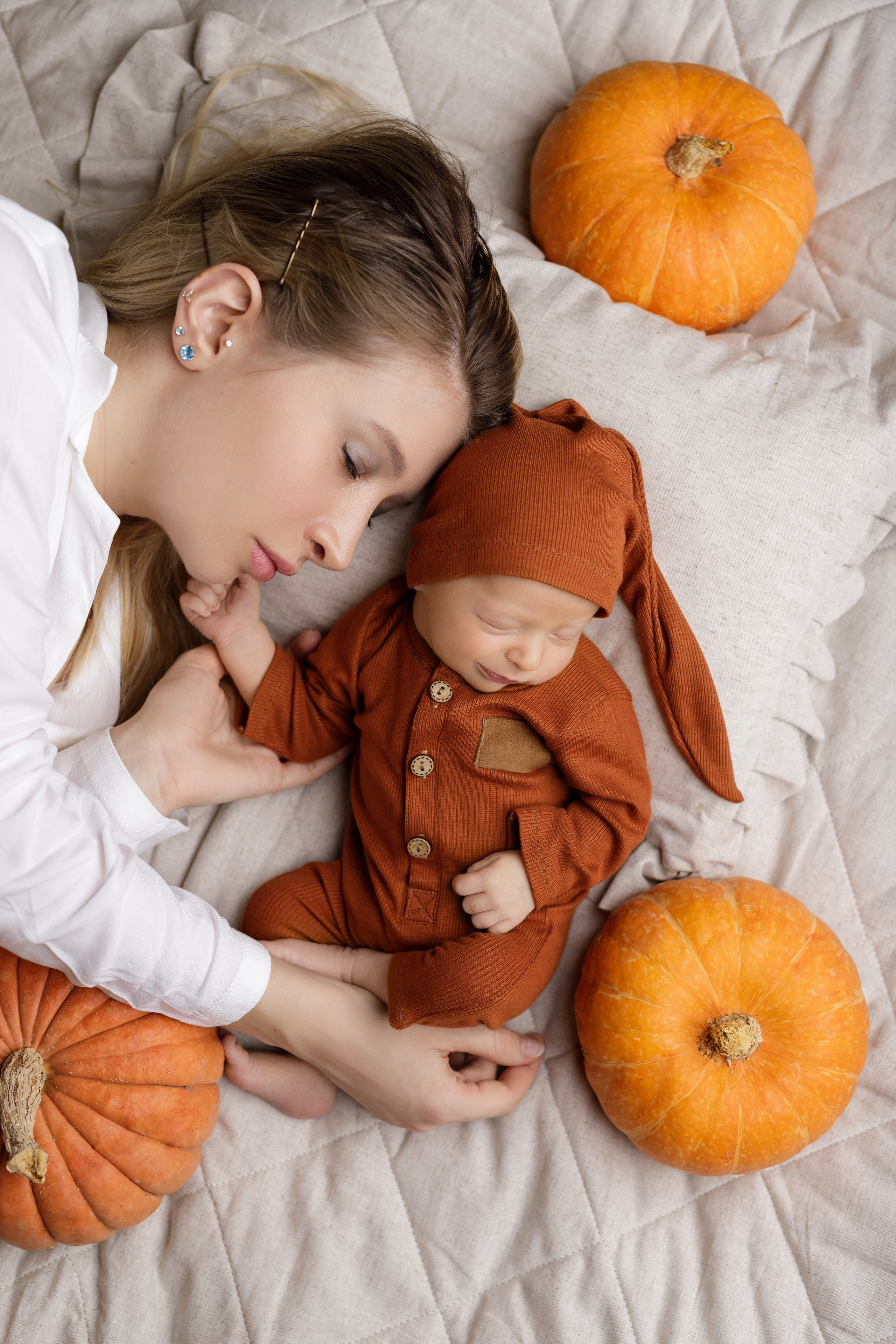 Семейные кадры newborn. Фотограф новорожденных в Ярославле Ольга Зимина