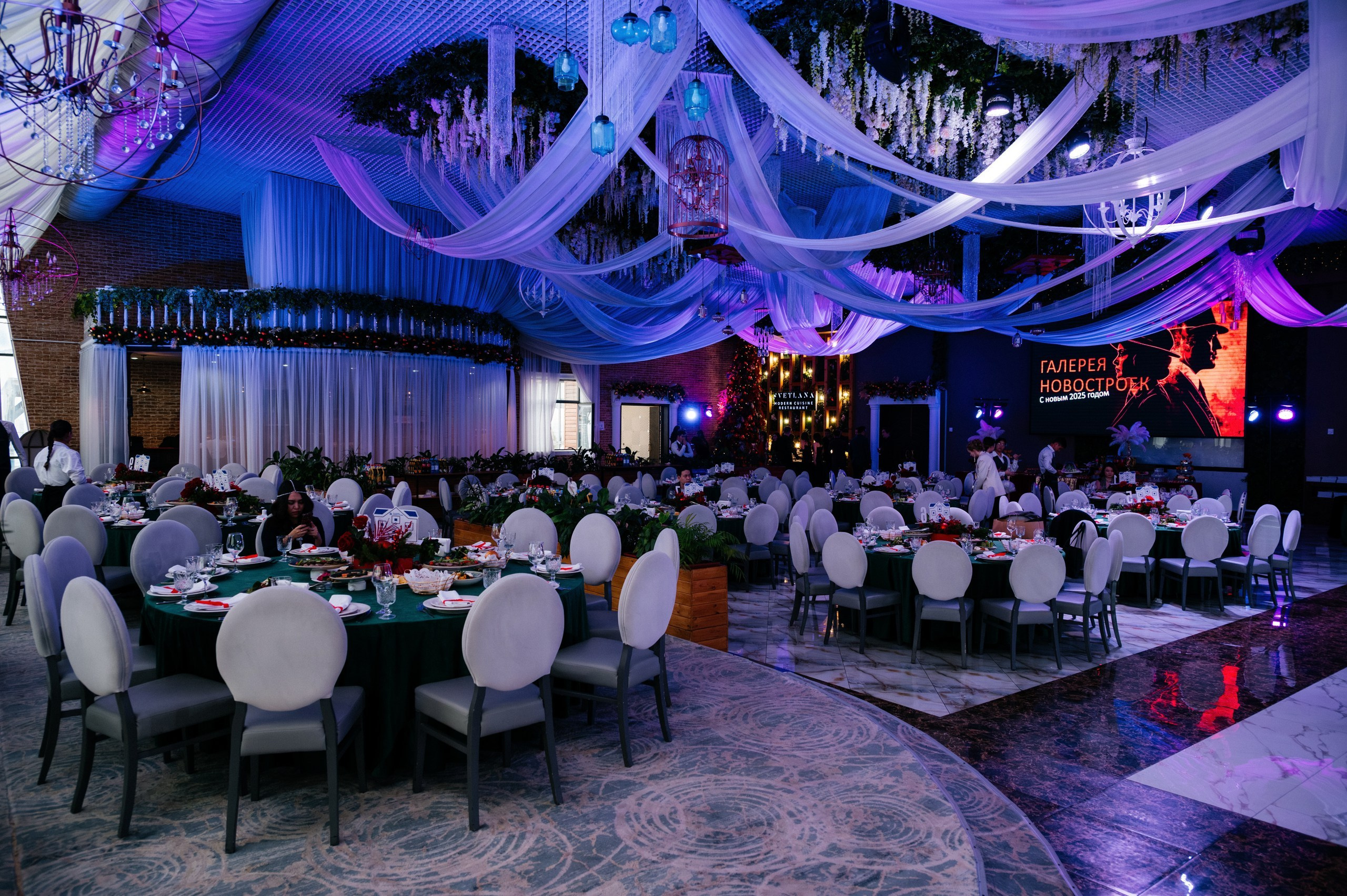 Галерея Новостроек. Фотограф в Алматы — Алексей Коньков | Репортаж, свадьбы, портреты