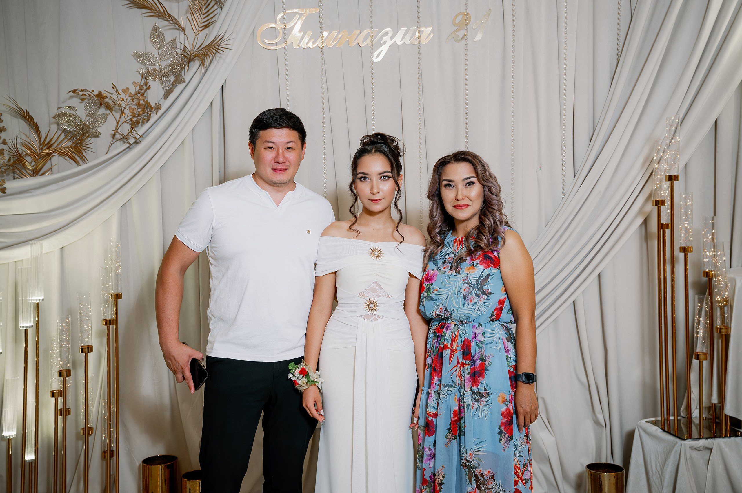 Выпускной — 11А, 2025. Фотограф в Алматы — Алексей Коньков | Репортаж, свадьбы, портреты